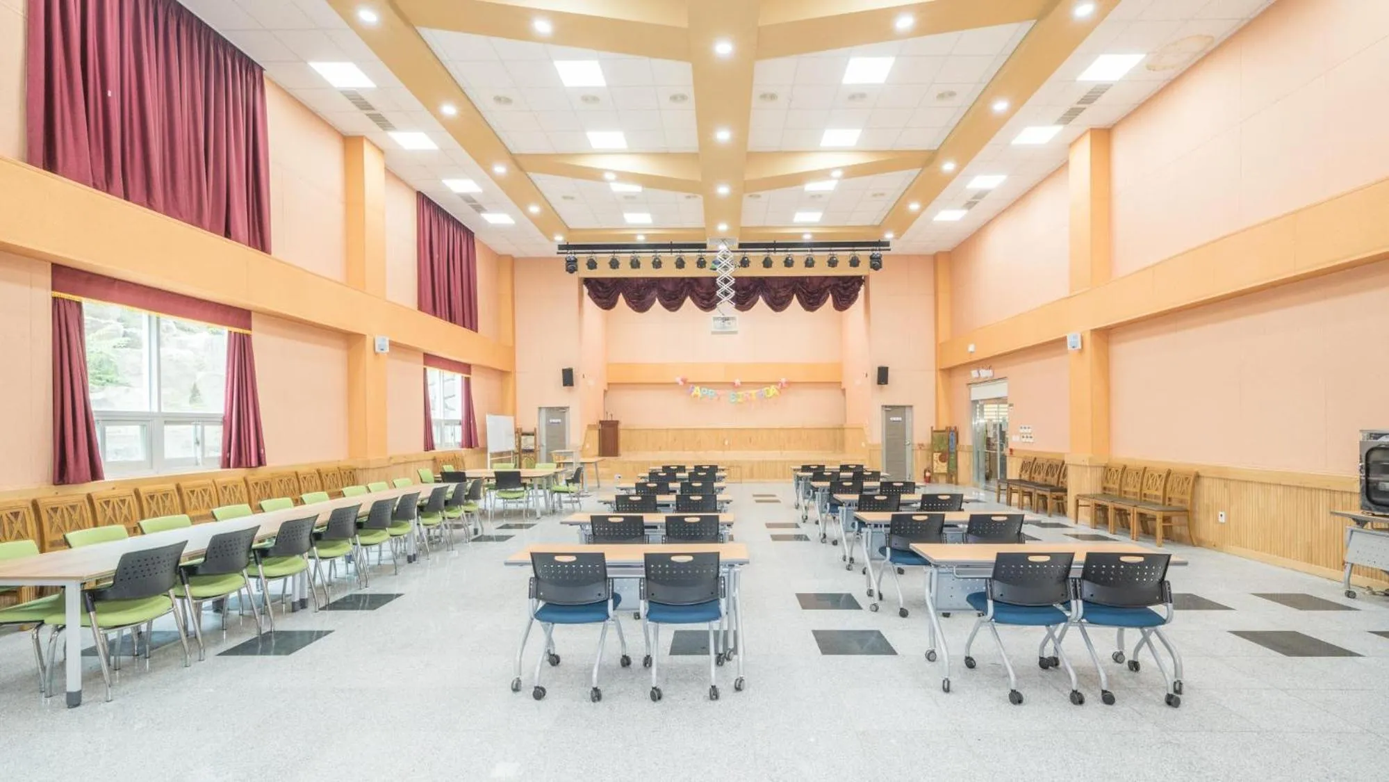 Property building in Tongyoung Sandeulhae Healling Pension