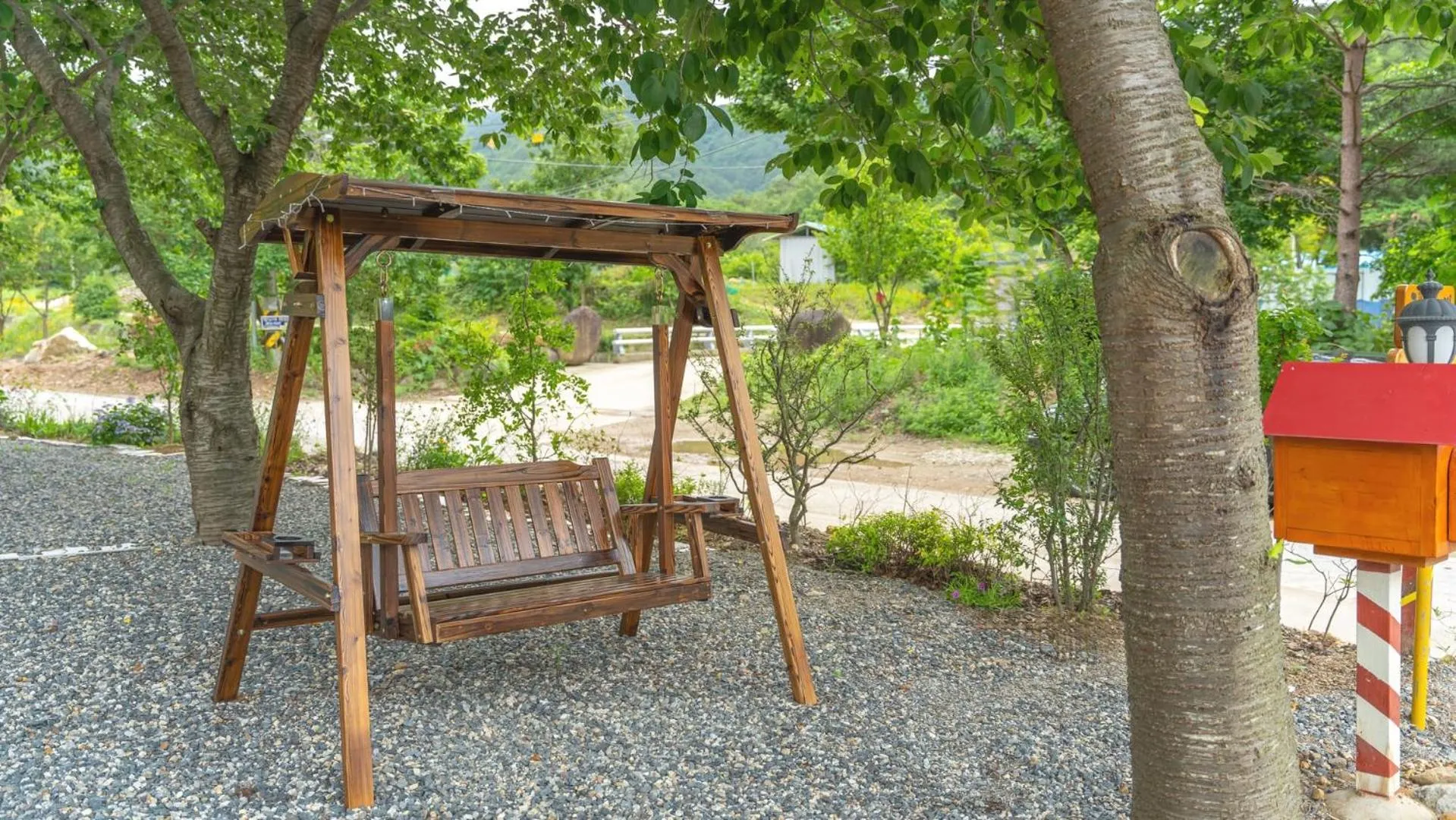 Property building in Samcheok Elroi Pension