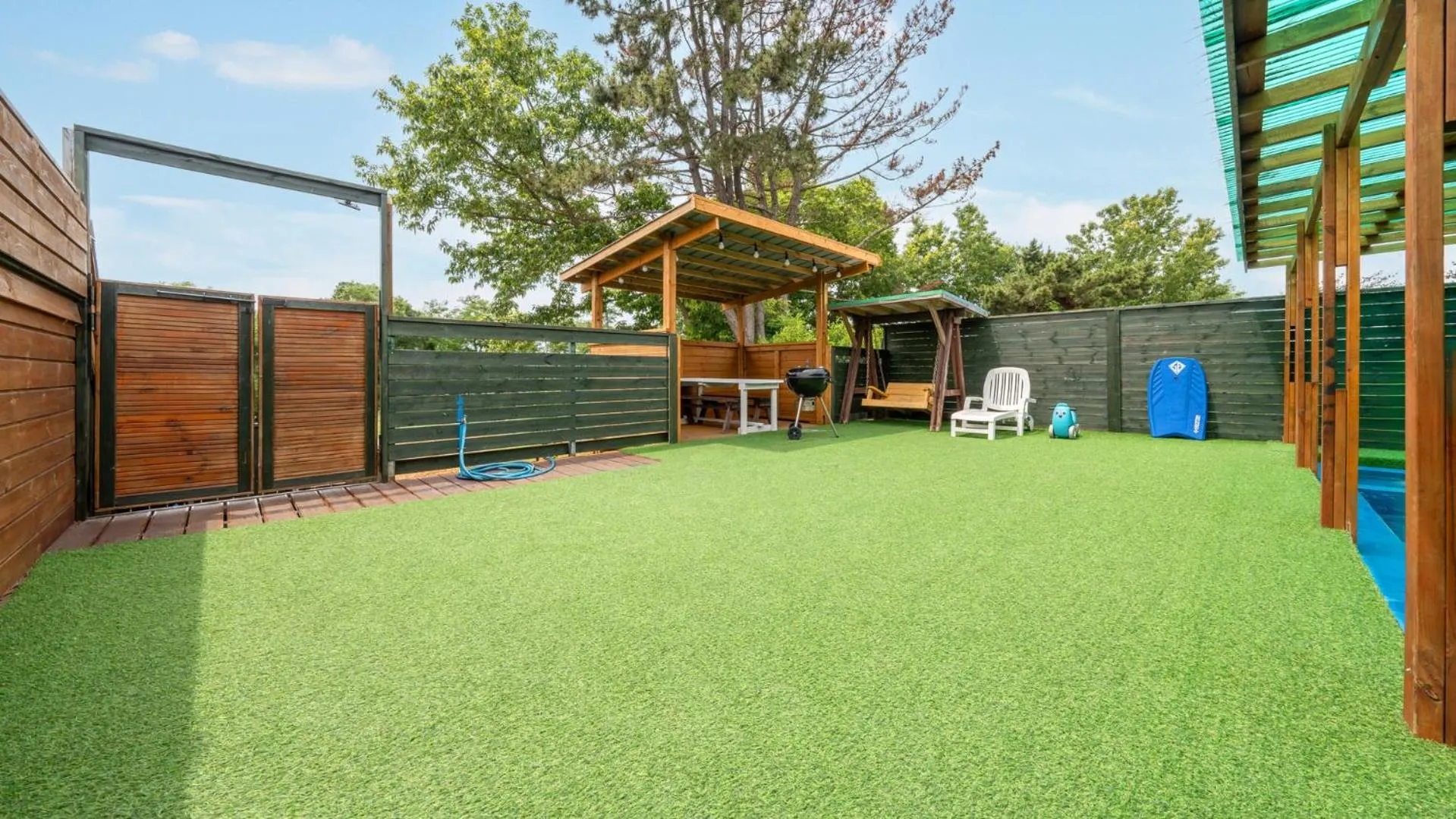 Property building in boryeong hiddenvillage dokchae poolvilla