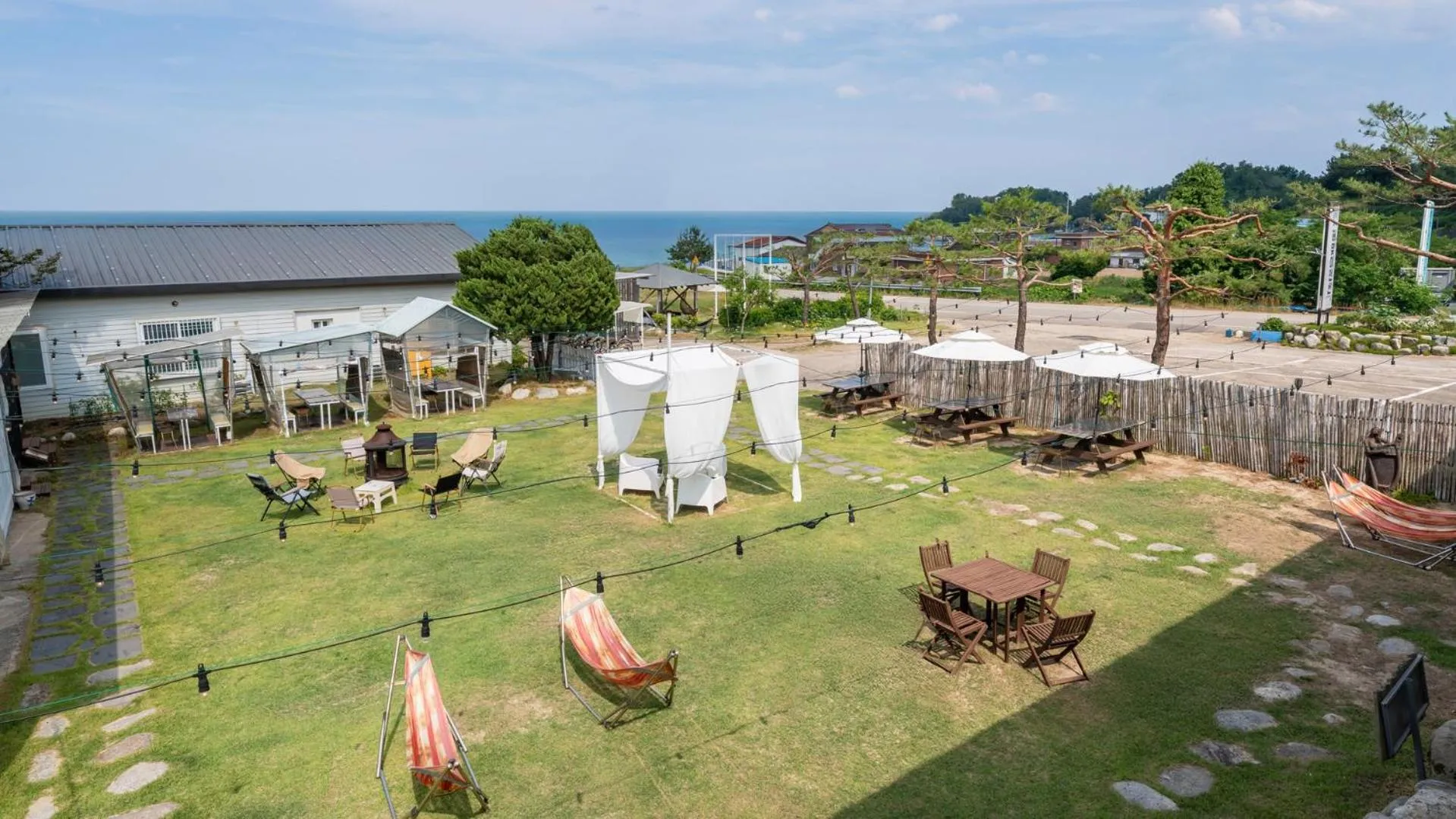 Property building in goseong haemaji pension