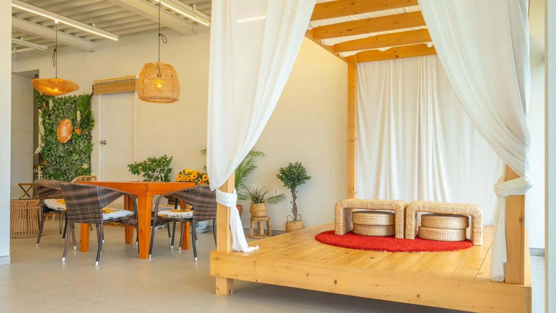 Property building in goseong haemaji pension