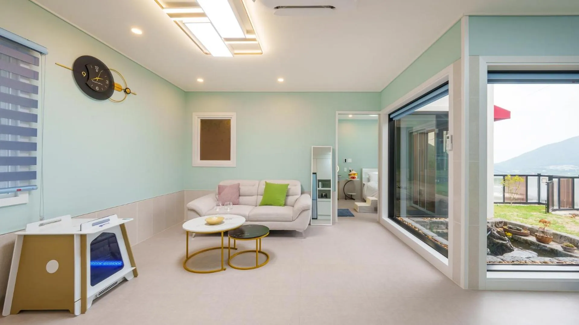 Property building in gyeongsan stage-ipple pet pension