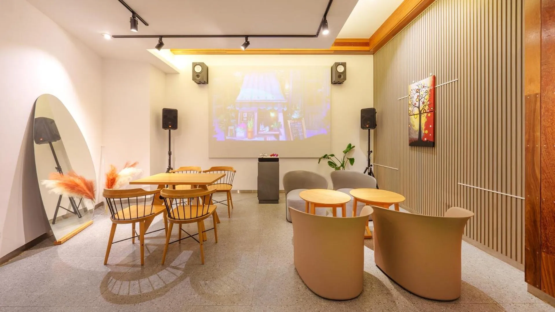 Property building in Gangneung Cresostay pension