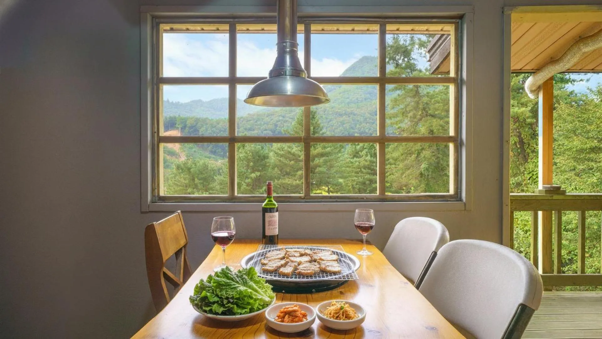 Property building in yangpyeong beulleosseom pet spa pension