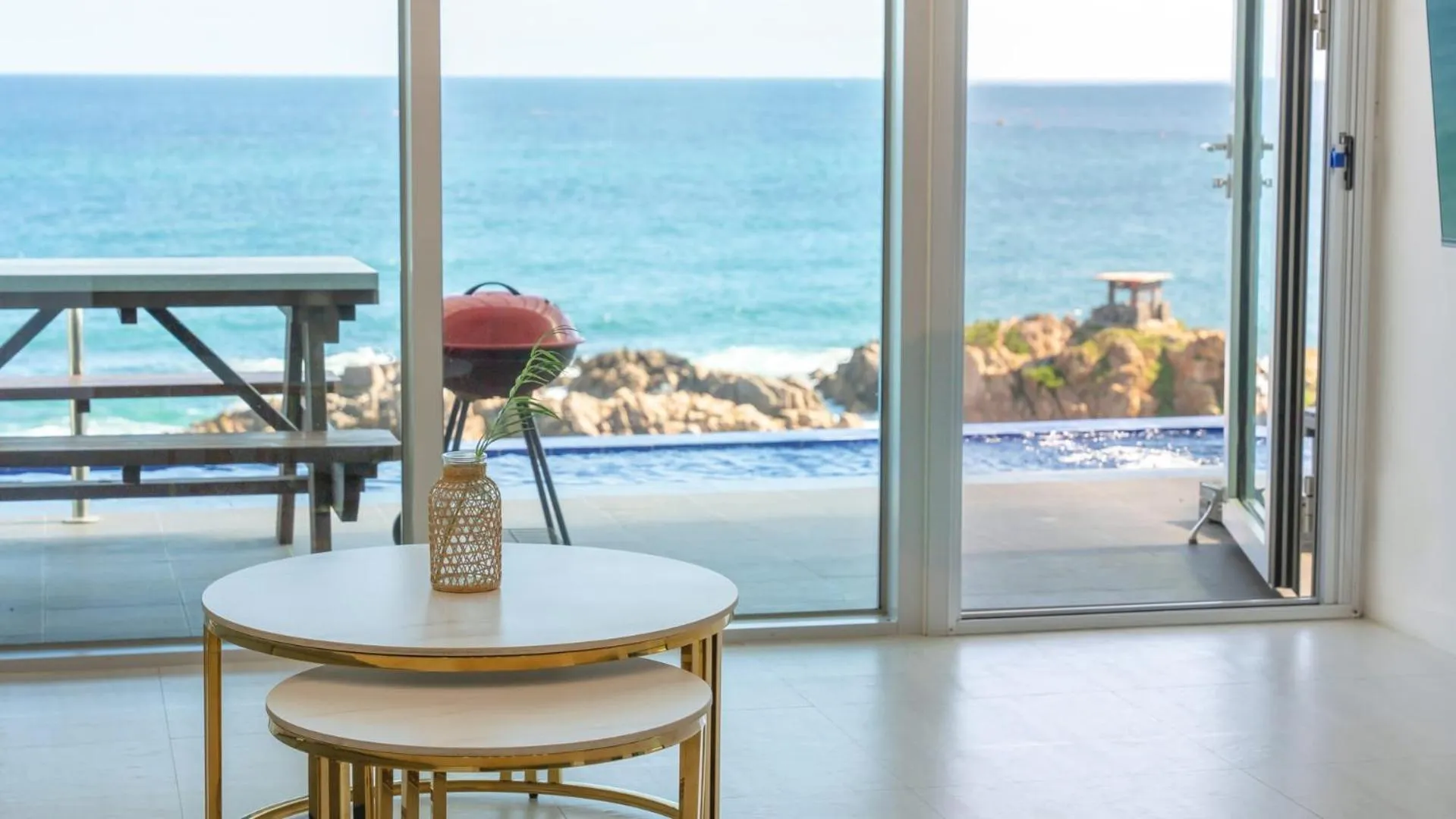 Property building in yeongdeok chaeumneul poolvilla