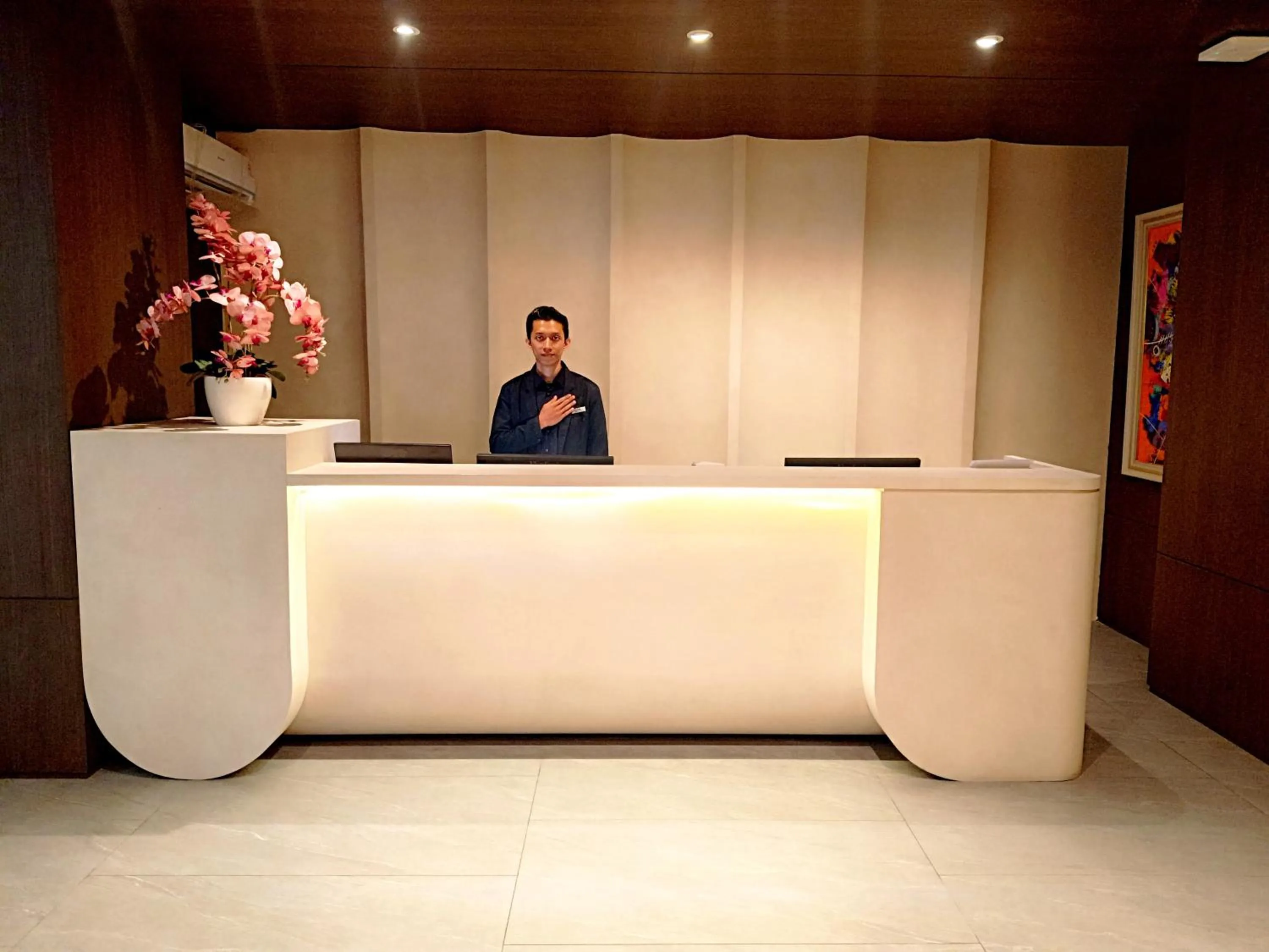 Lobby or reception in Ow! Hotel Boutique Kemayoran