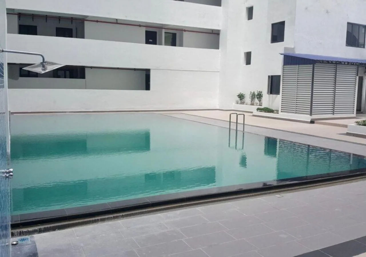 Swimming pool in RiverView 8PAX 2BR in KBtown Wi-Fi, A-1-7