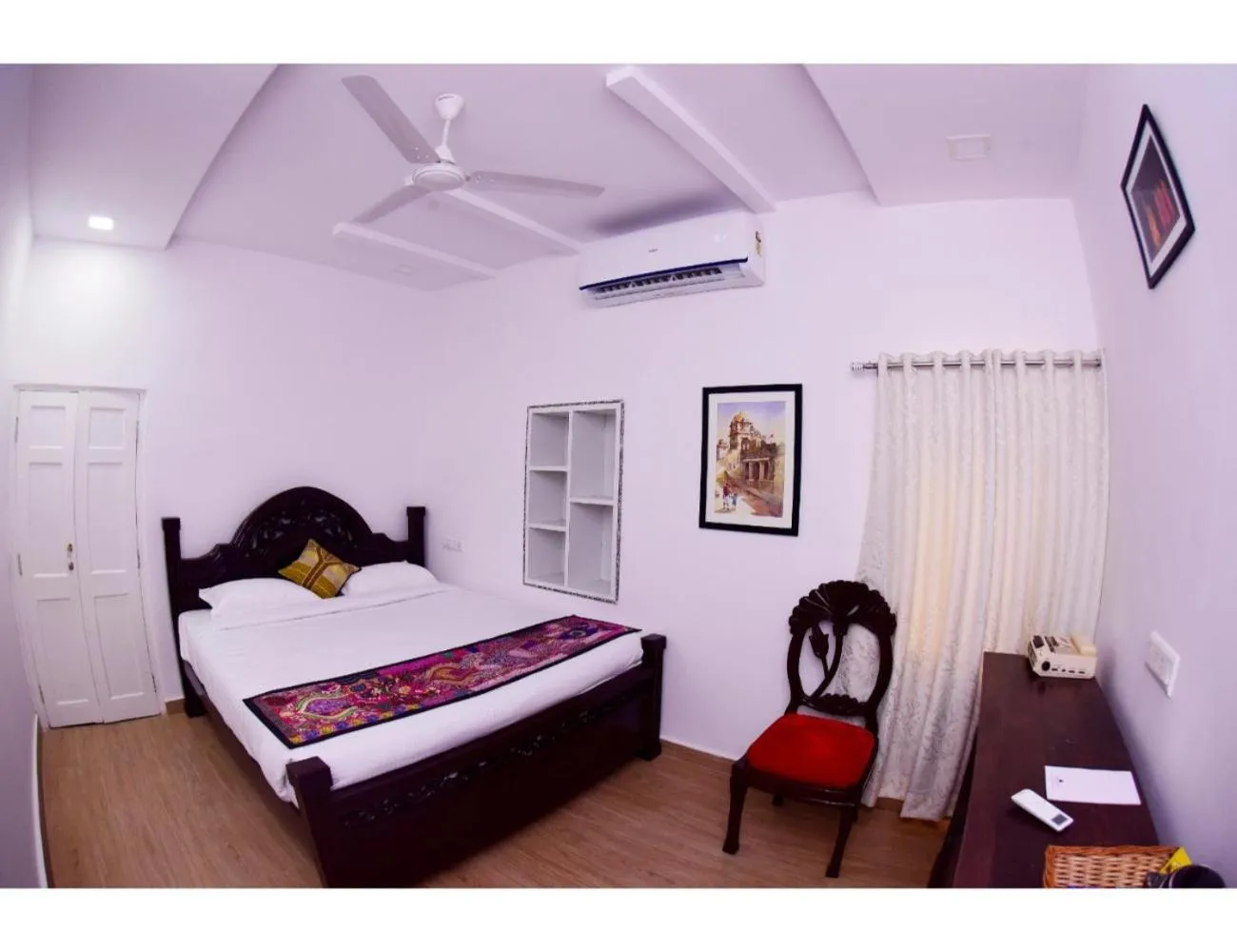 Bed in Hotel Mewarts, Udaipur