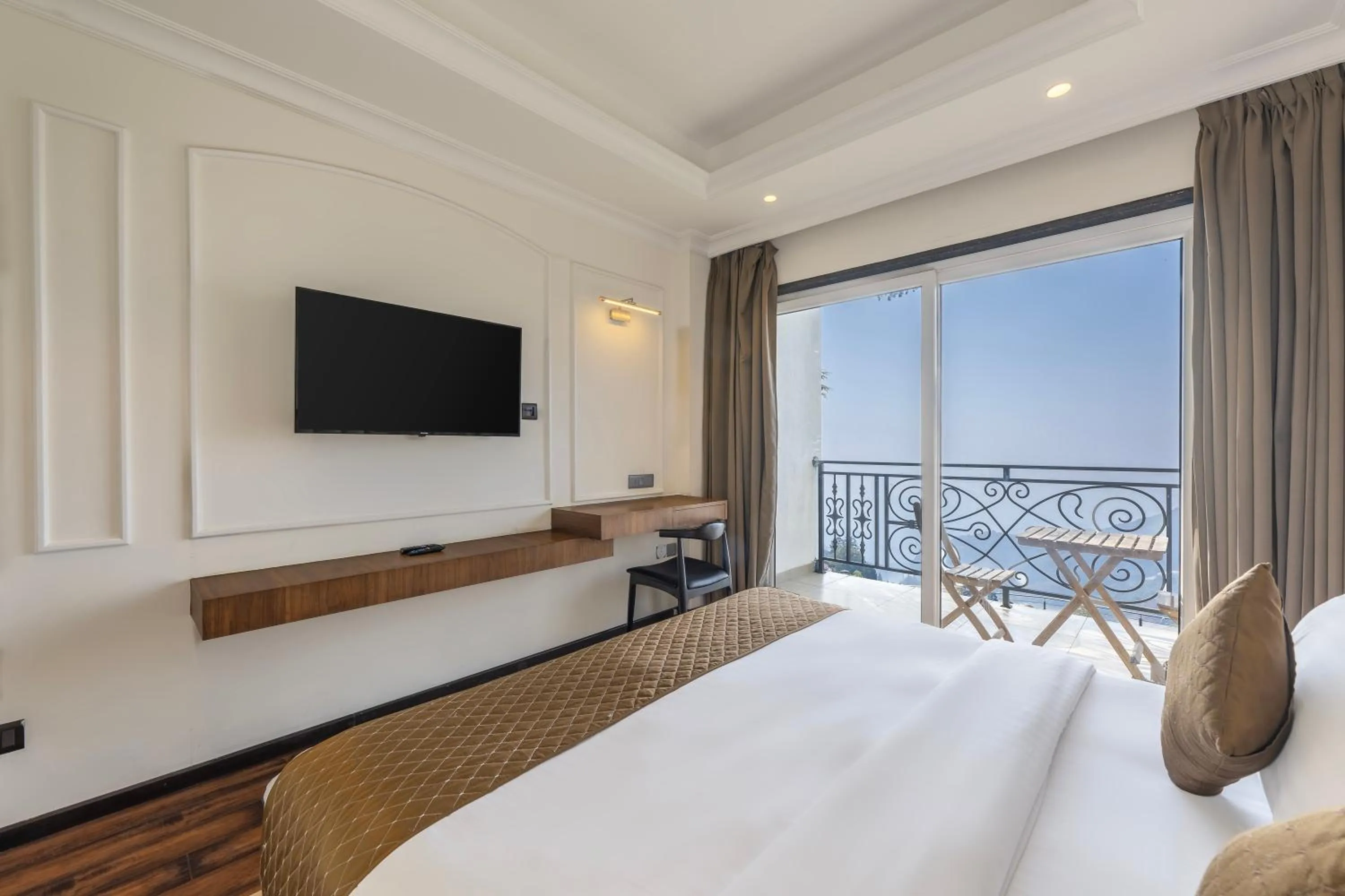 Bed in Echor Baris Resort Mussoorie