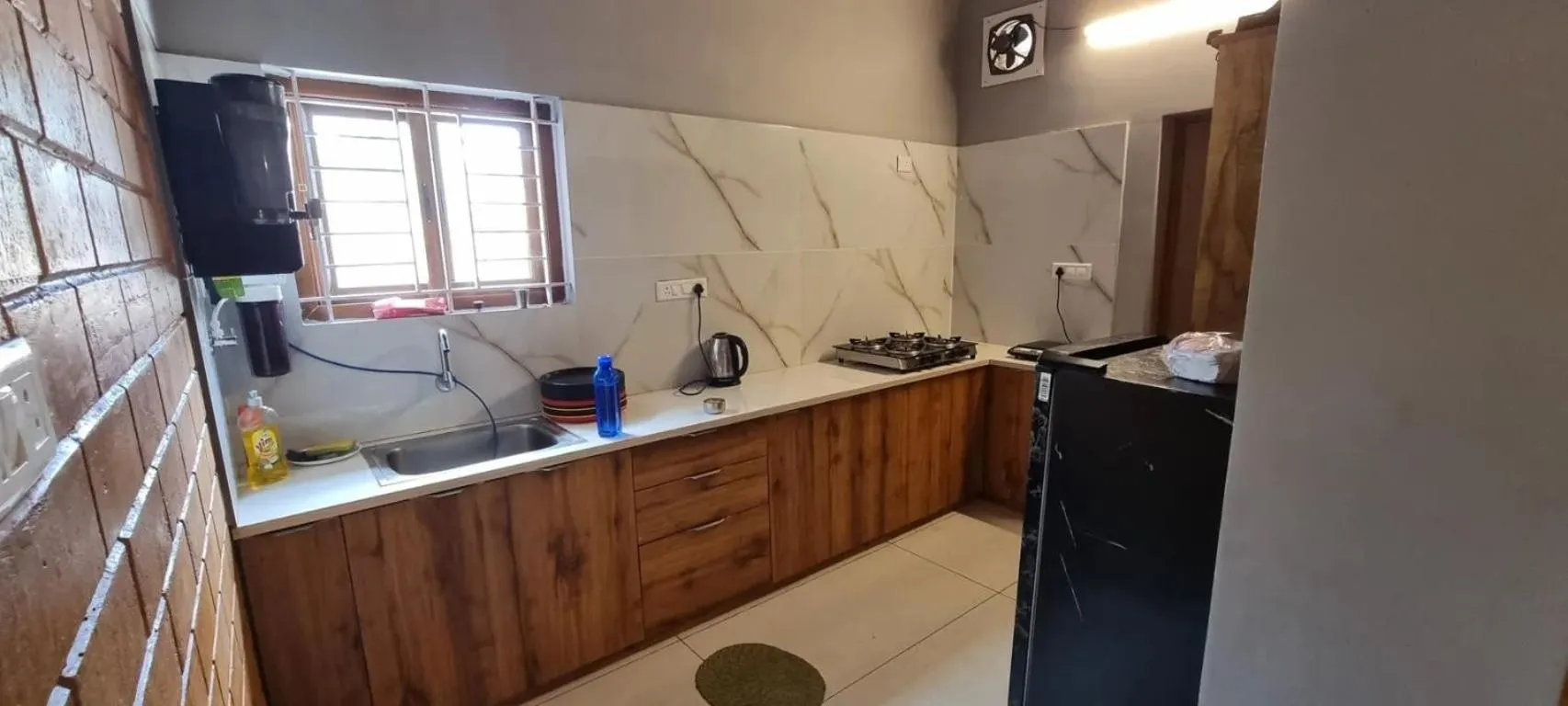 Kitchen or kitchenette in KK Selfie Point Resort