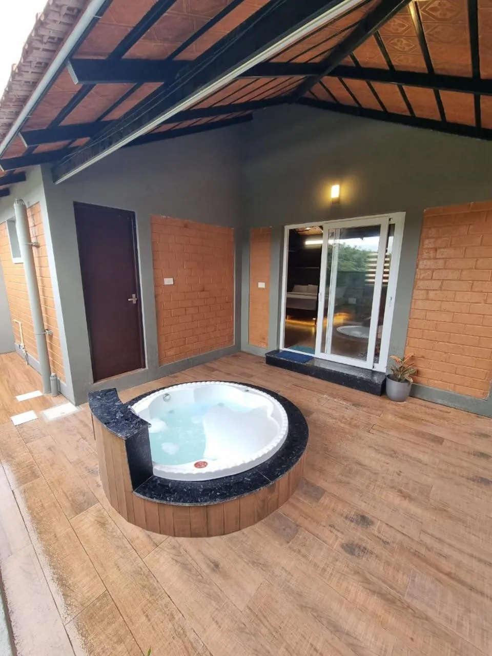 Bath in KK Selfie Point Resort