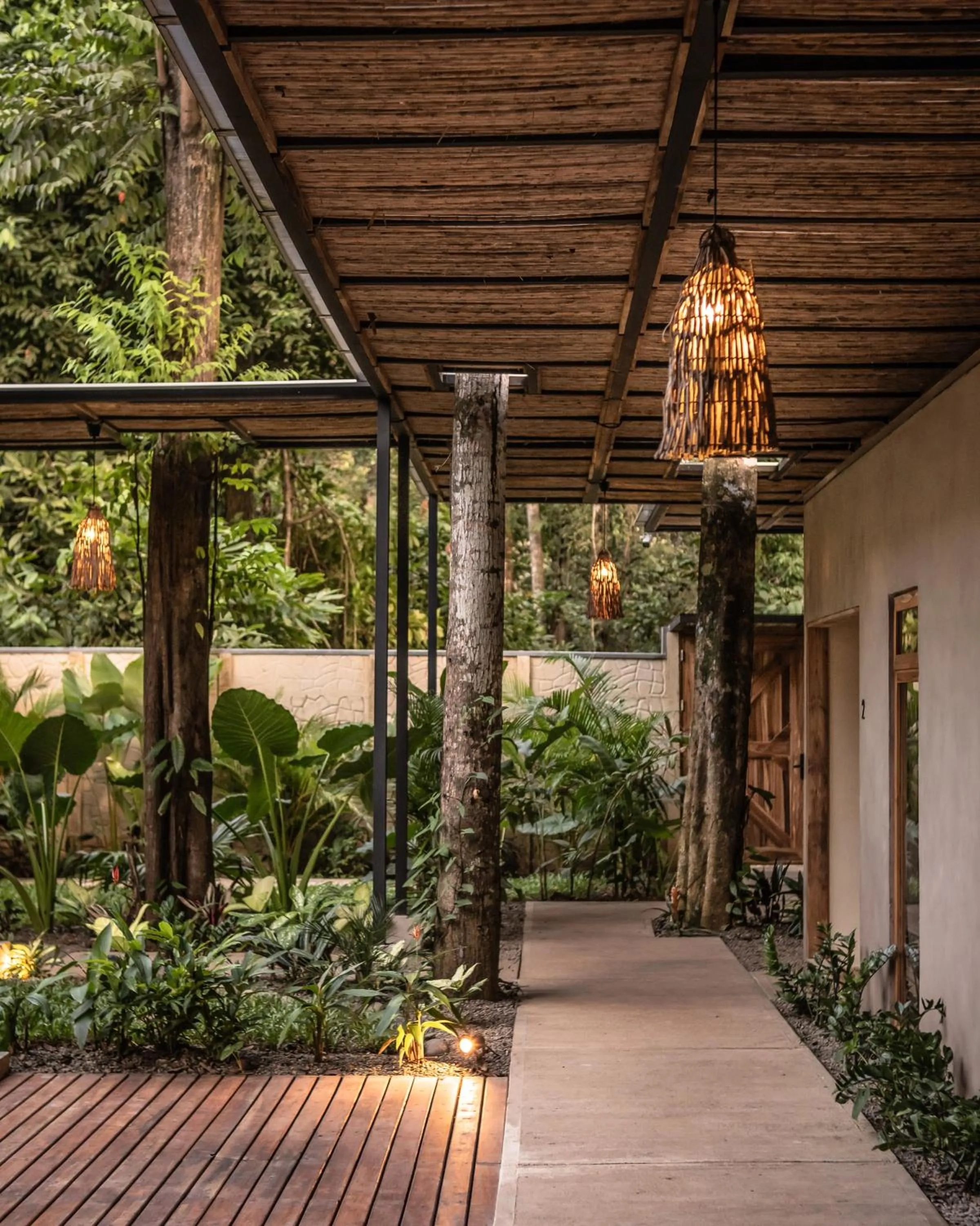 Garden in La Bonita Lodge