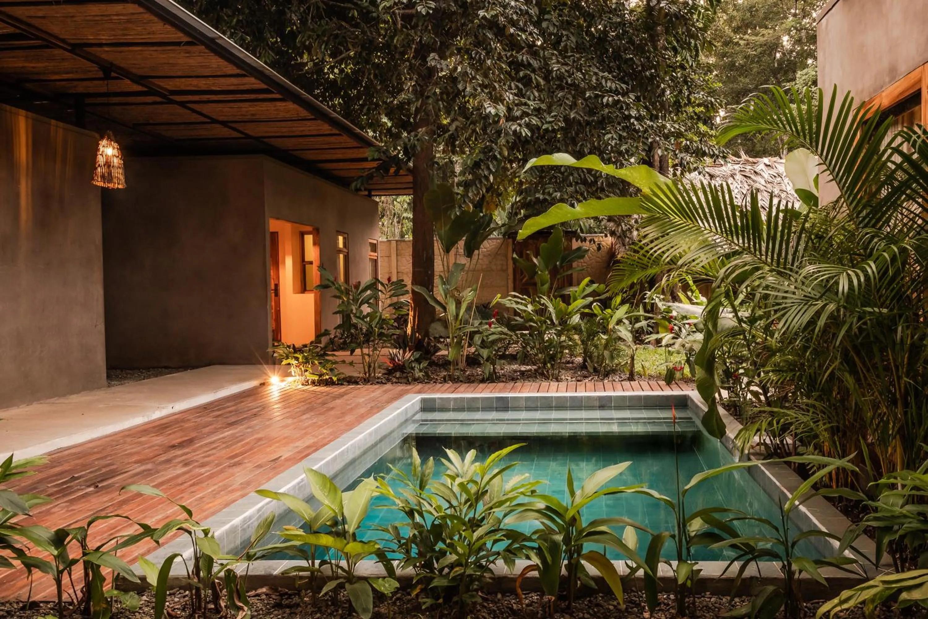 Garden in La Bonita Lodge