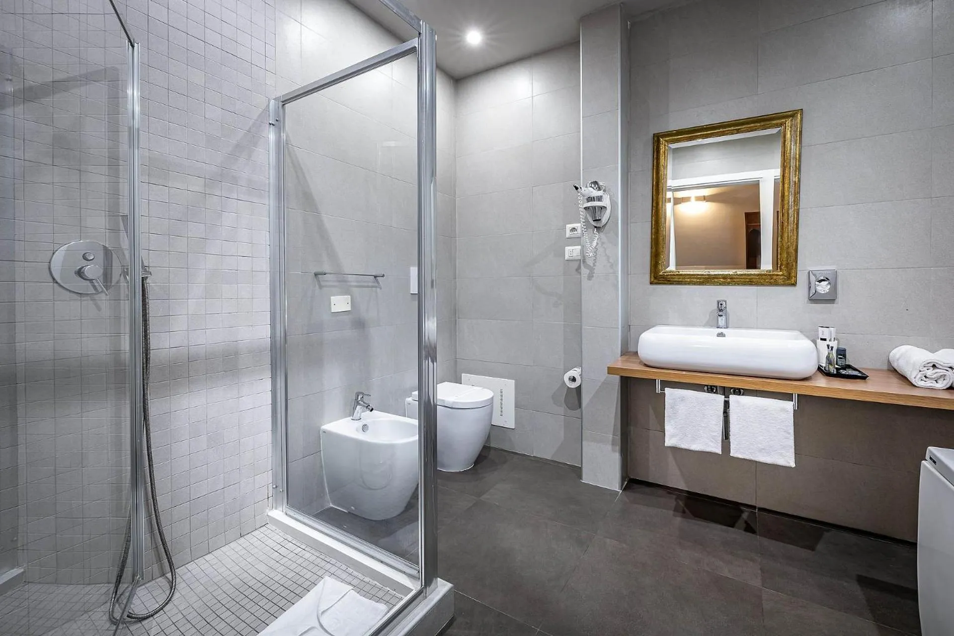 Bathroom in Antico Centro Suite