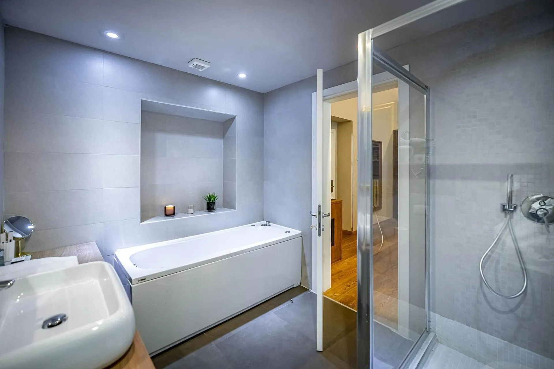 Bathroom in Antico Centro Suite