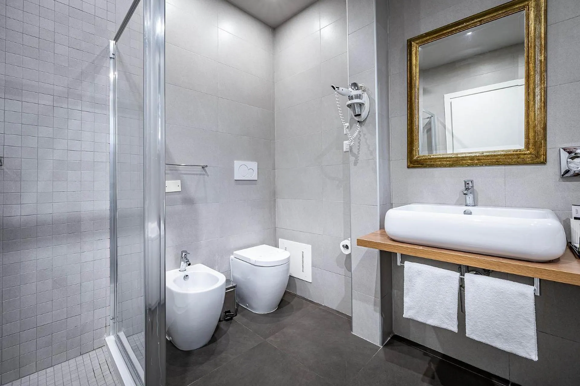 Bathroom in Antico Centro Suite