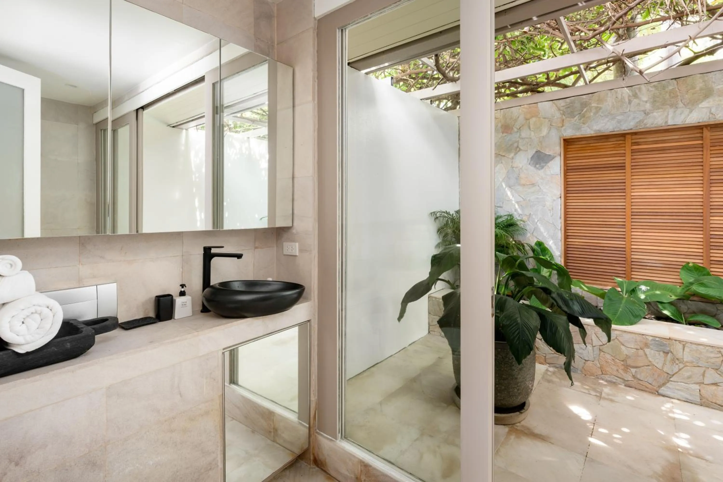 Villa Kohia, stunning sea views, breakfast, serviced daily, private dining service on request, North Chaweng