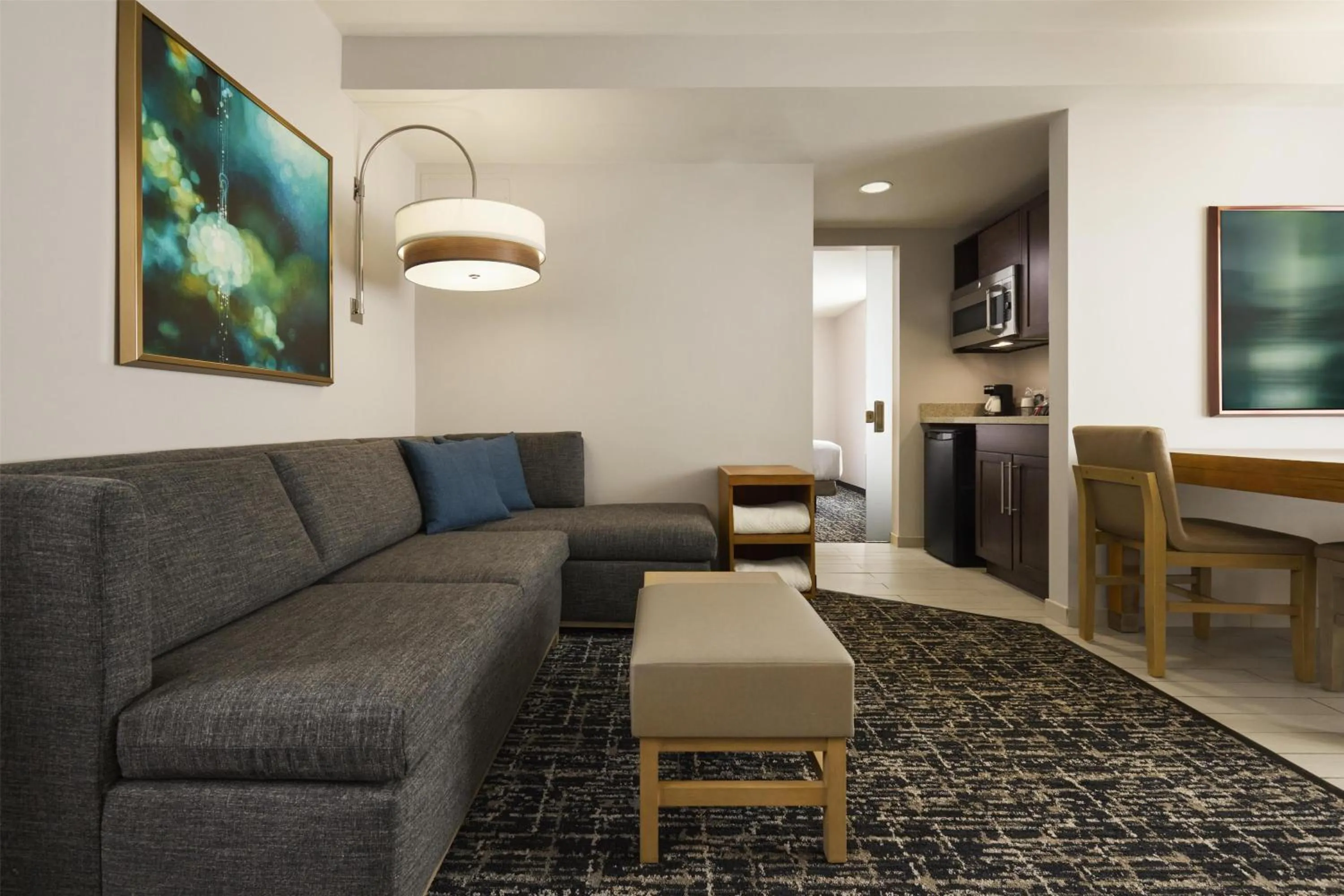 Photo of the whole room in Hyatt Place New York Yonkers