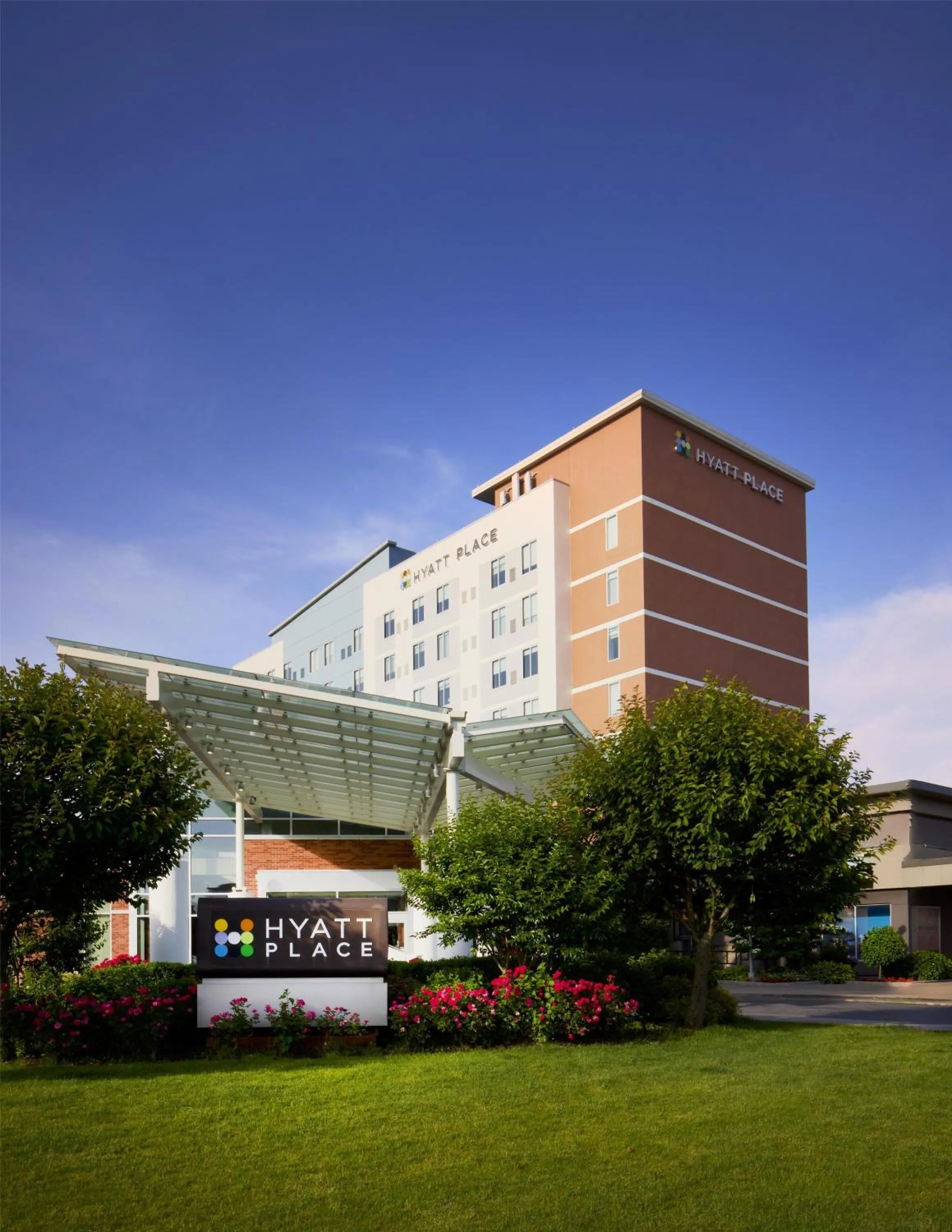 Property building in Hyatt Place New York Yonkers