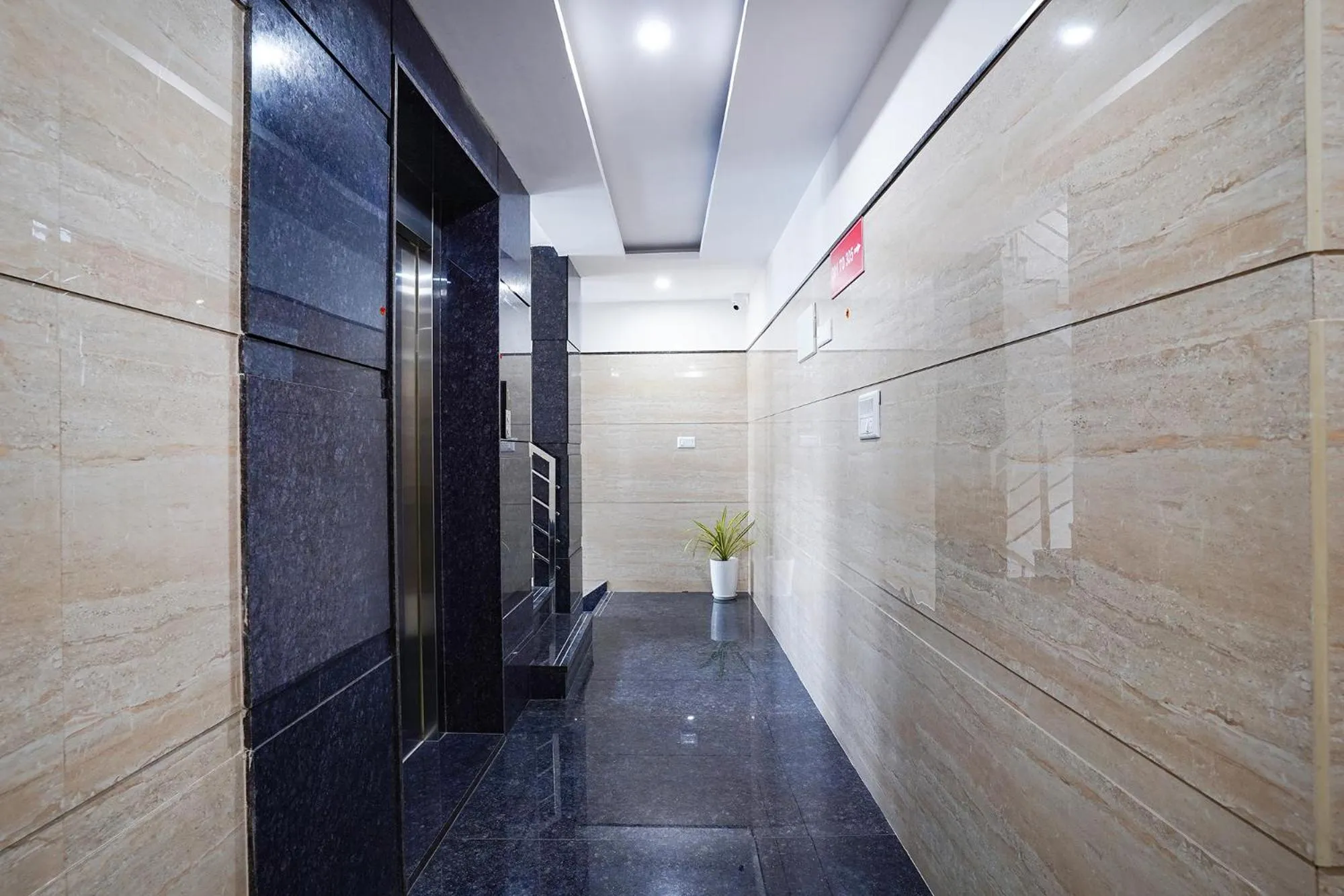 Lobby or reception in FabHotel HSR Gateway