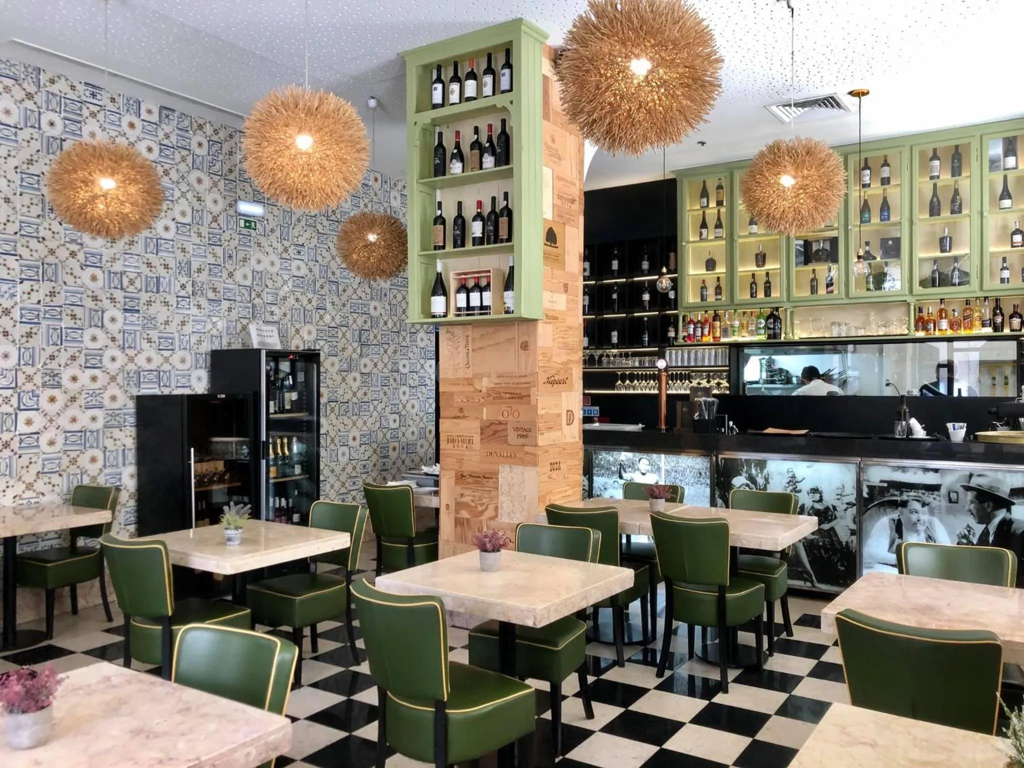 Food and drinks in Hotel Lis Baixa