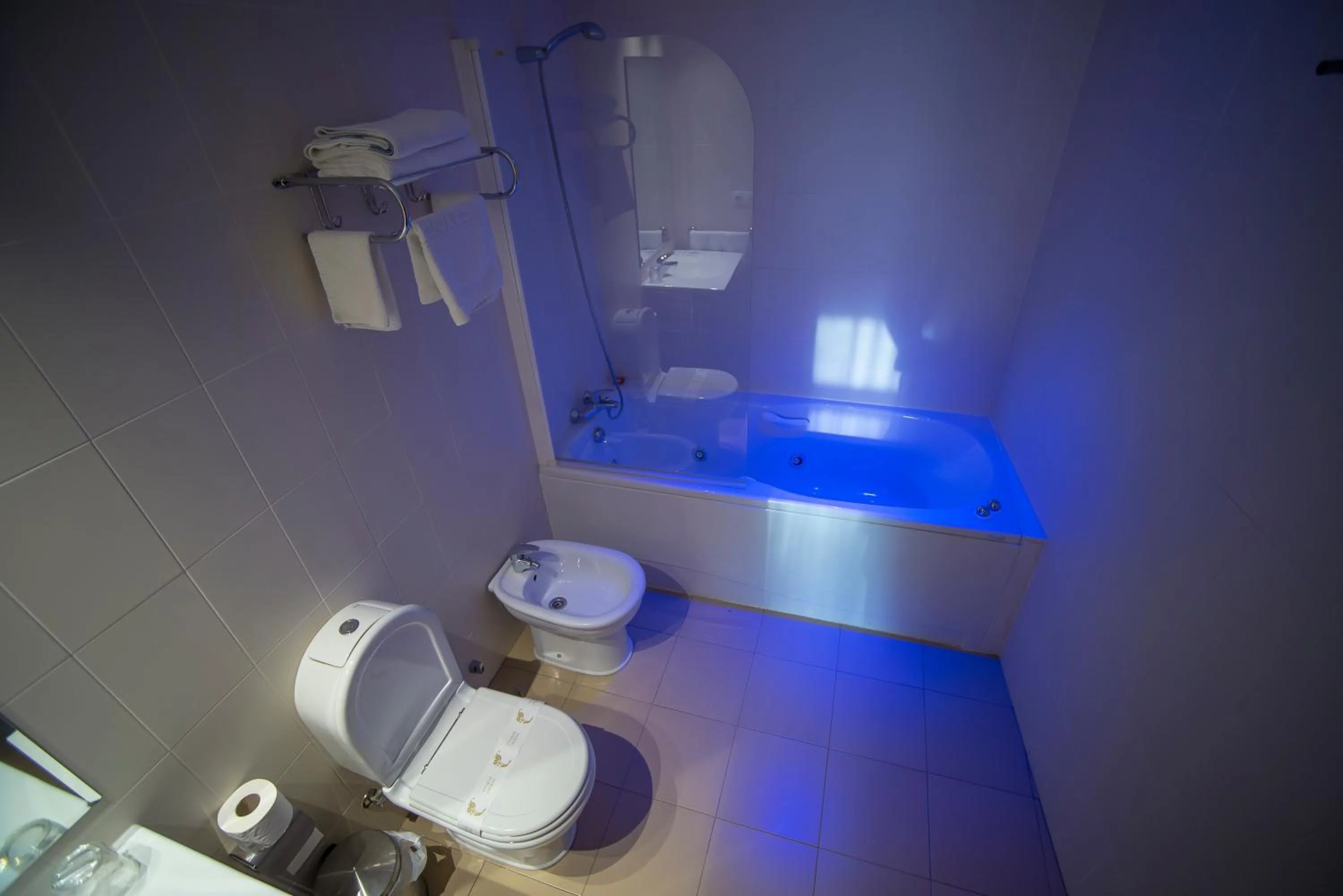 Hot Tub in Motel Los Abedules