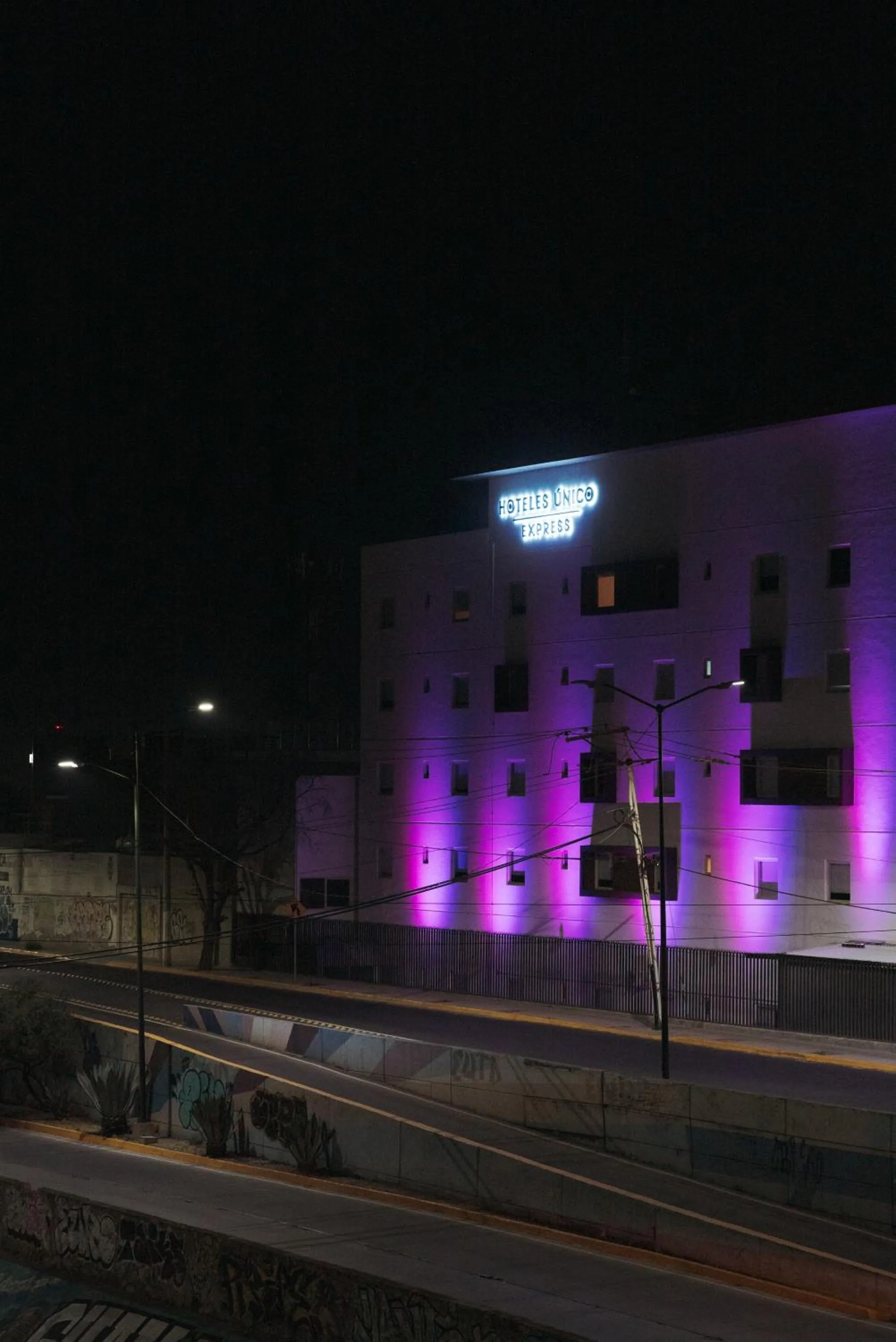 Property building in Hoteles Unico Express