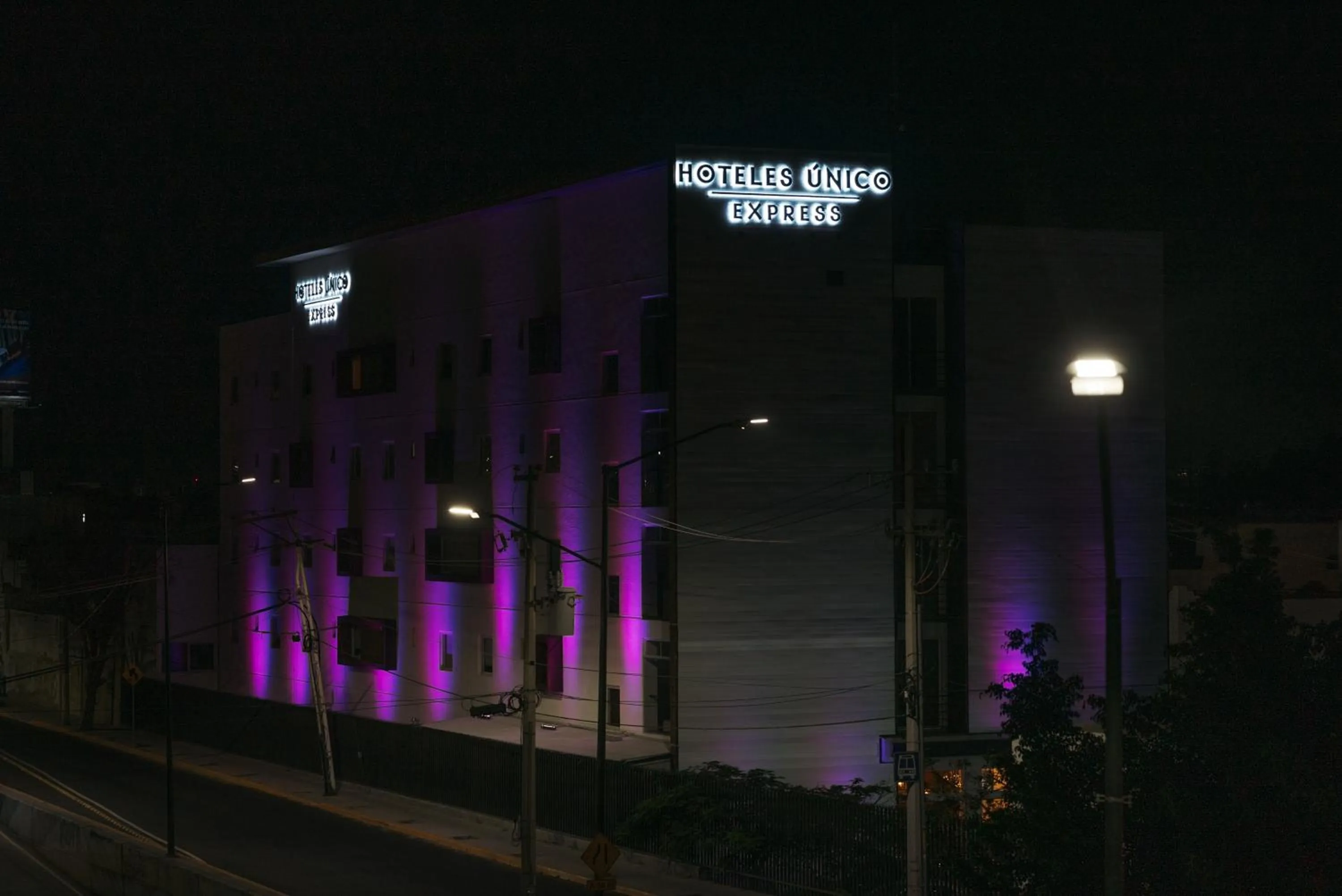 Property building in Hoteles Unico Express