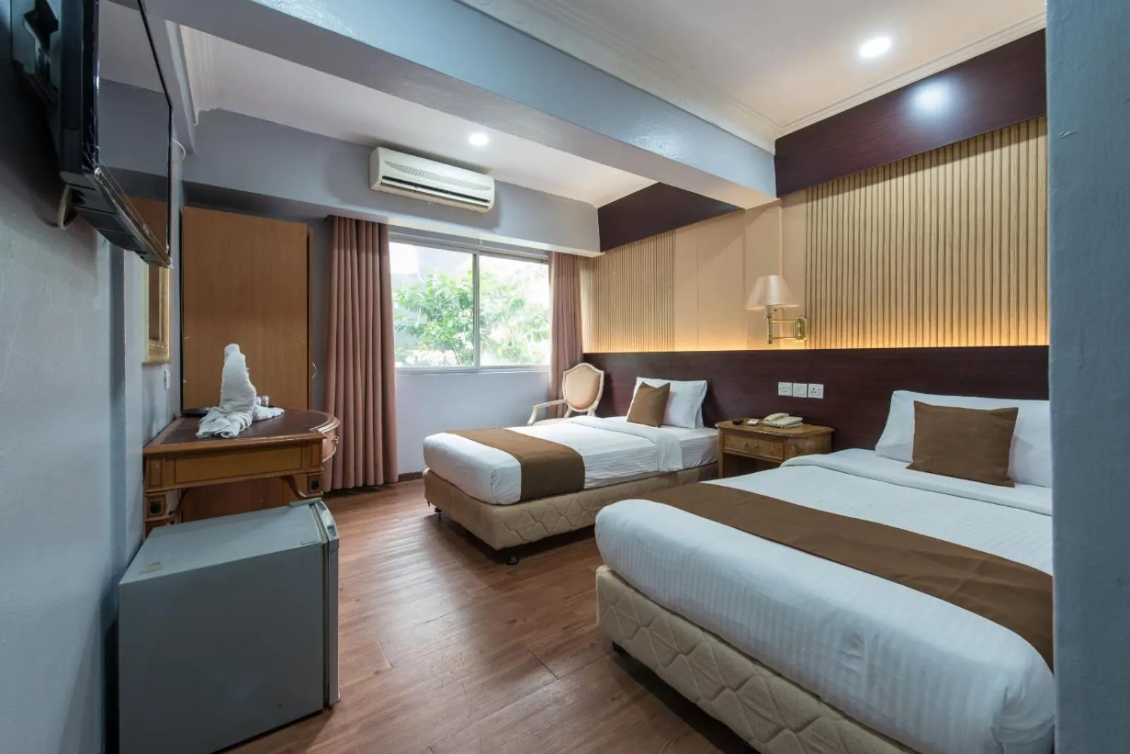 Bed in Hotel grand orchard