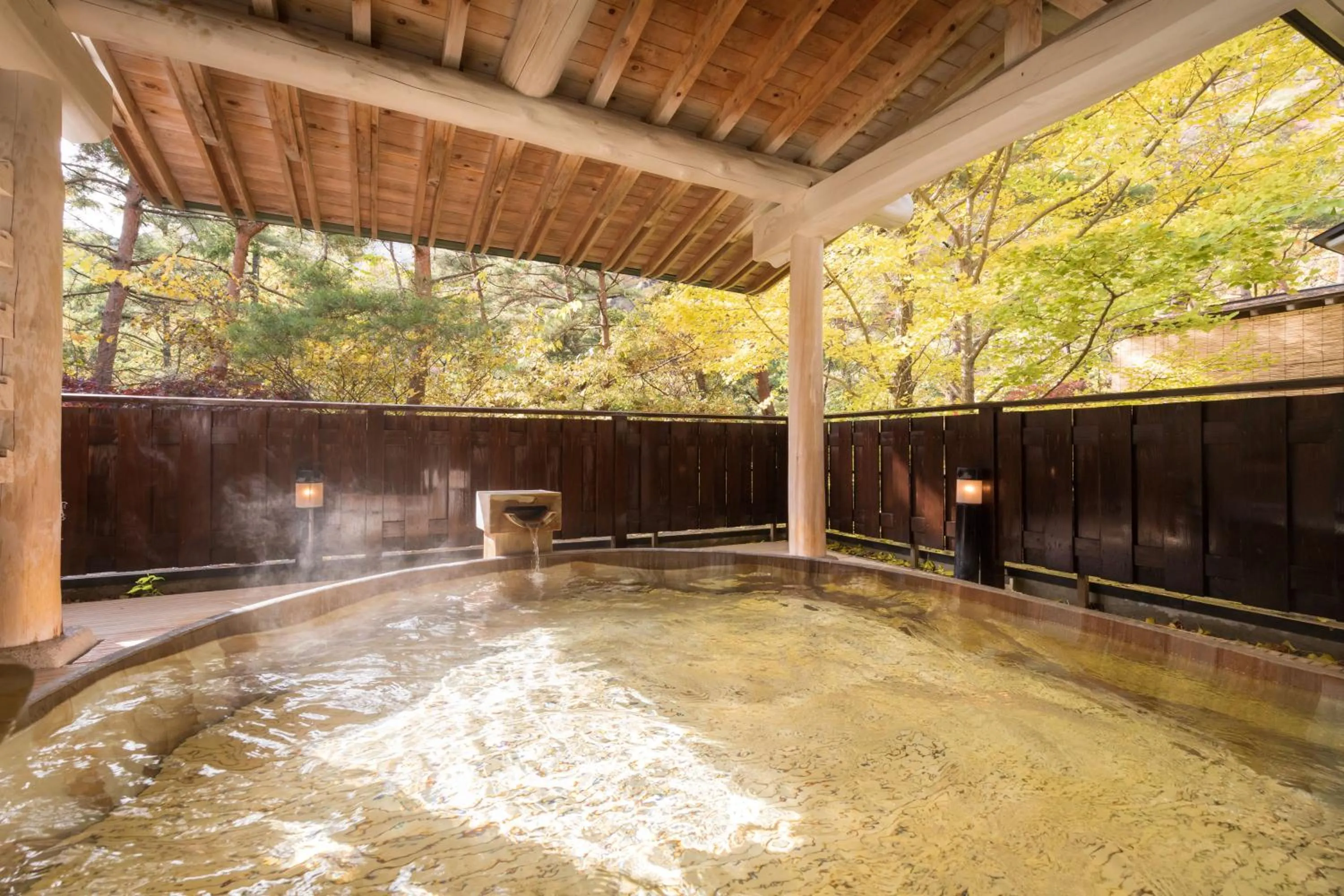 Hot Spring Bath in Kashoen