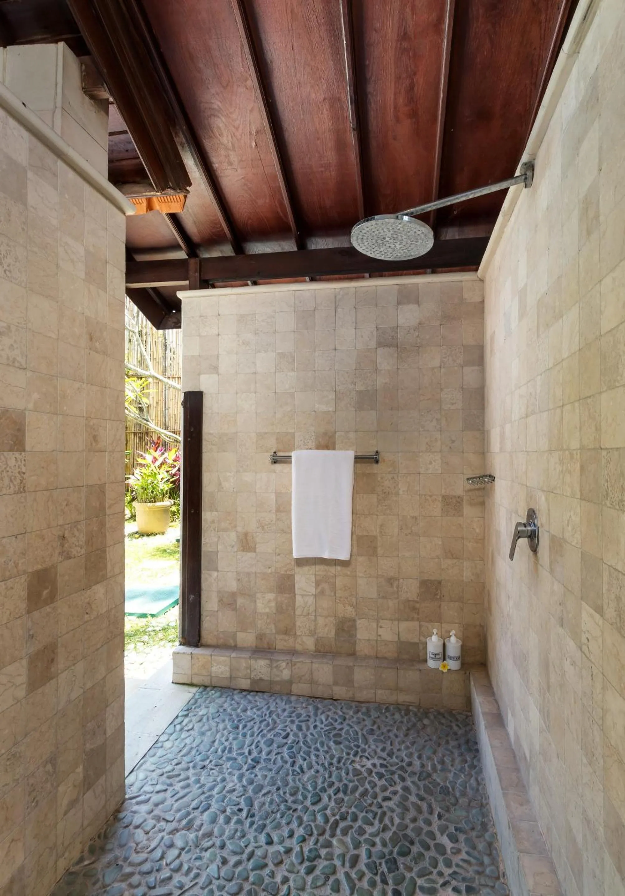 Bathroom in Villa Eight