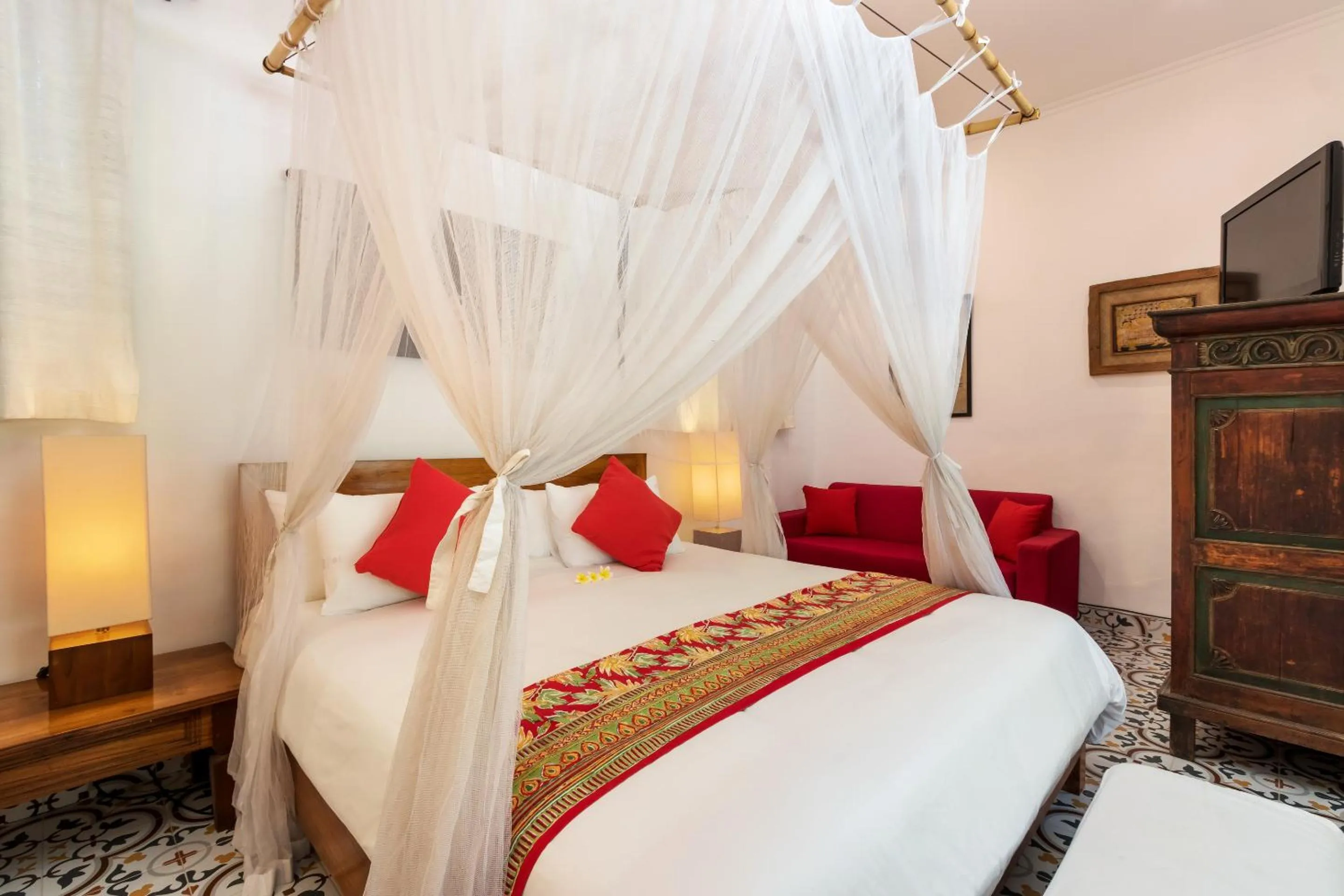 Bedroom, Bed in Villa Eight