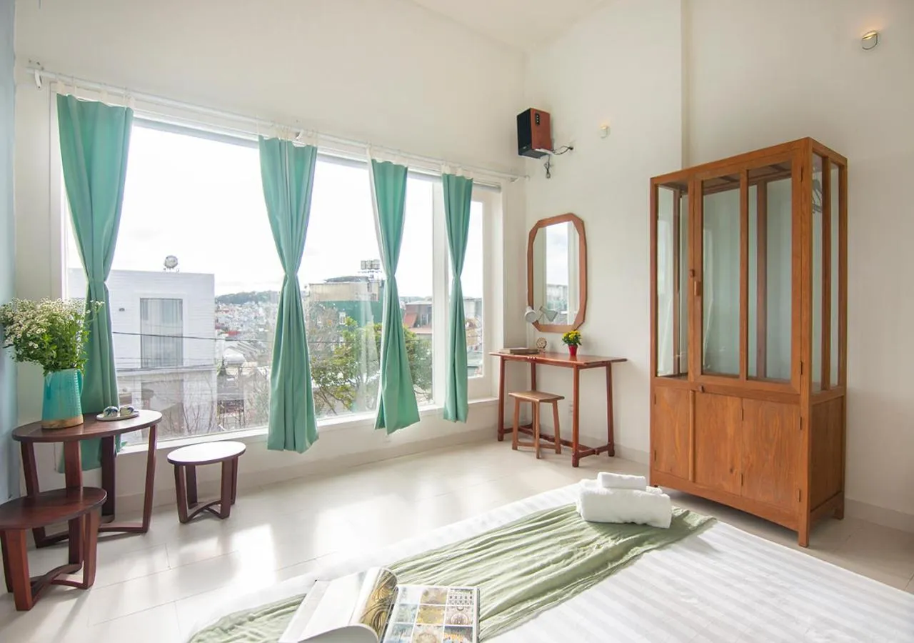 Bed in Lu Tan Residence