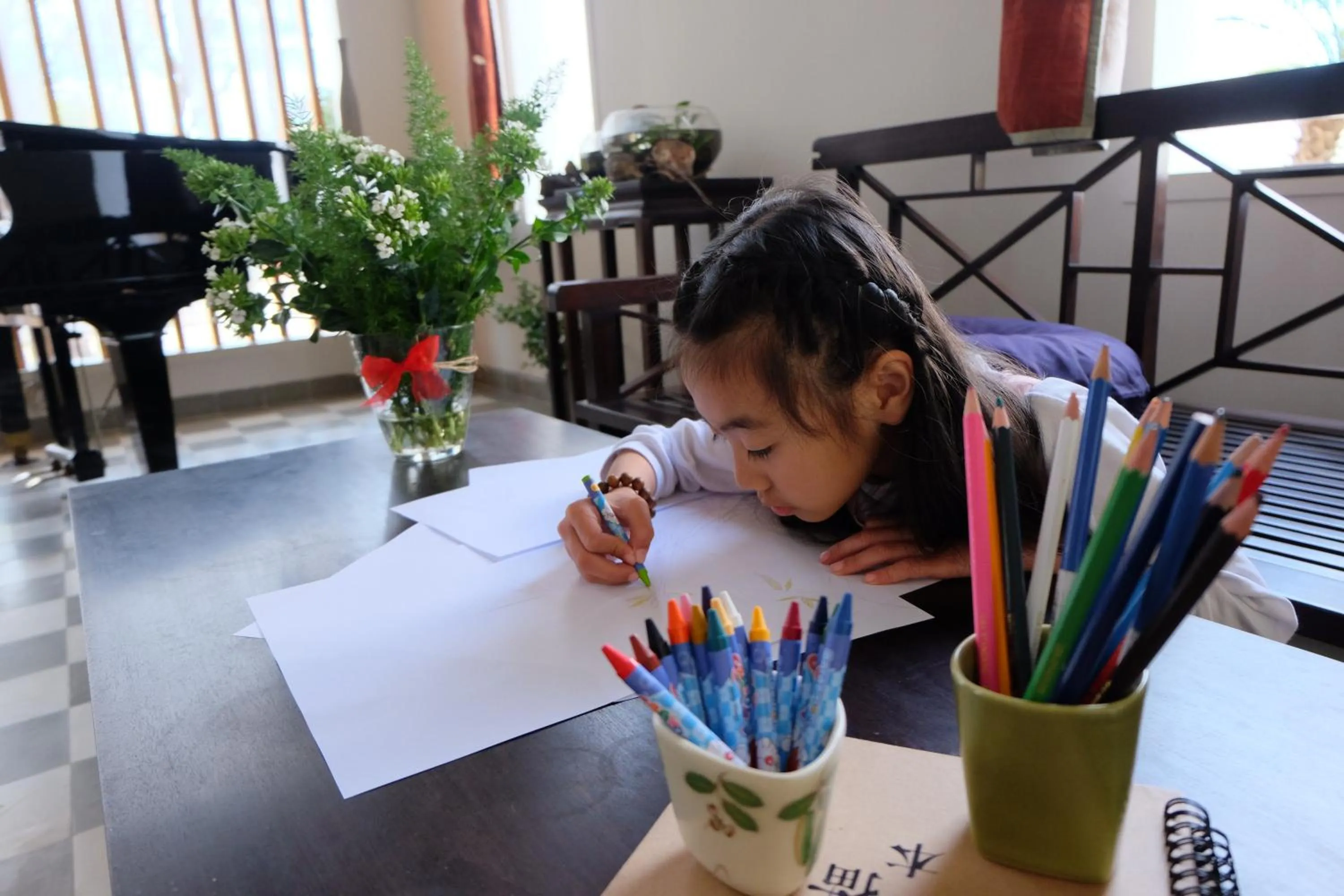 People in Lu Tan Residence