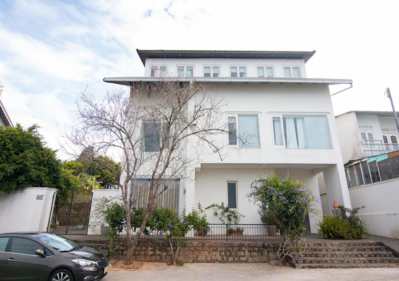 Property building in Lu Tan Residence