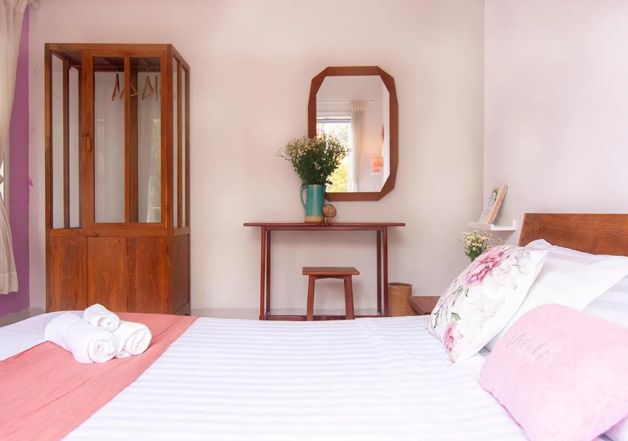 Bed in Lu Tan Residence