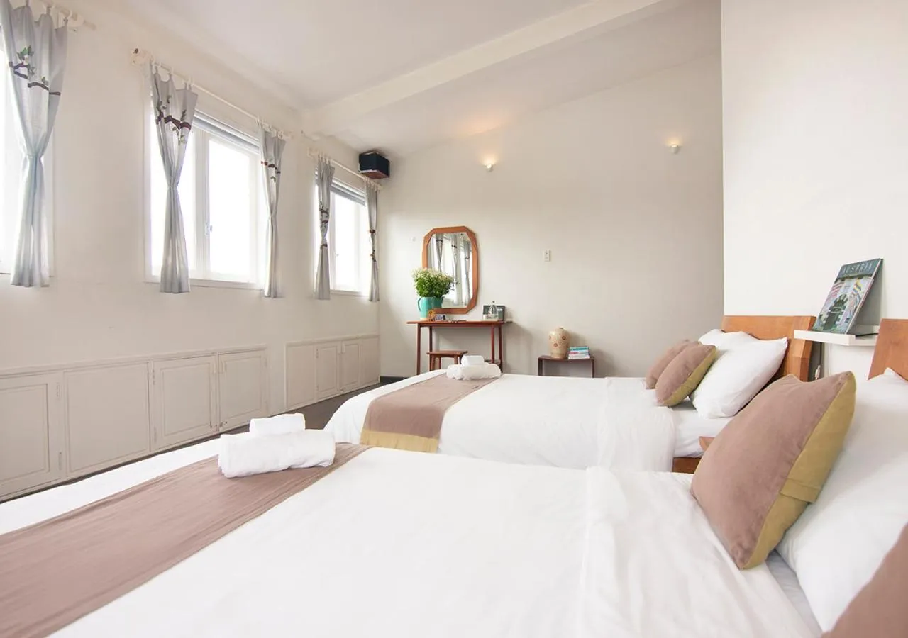 Bed in Lu Tan Residence