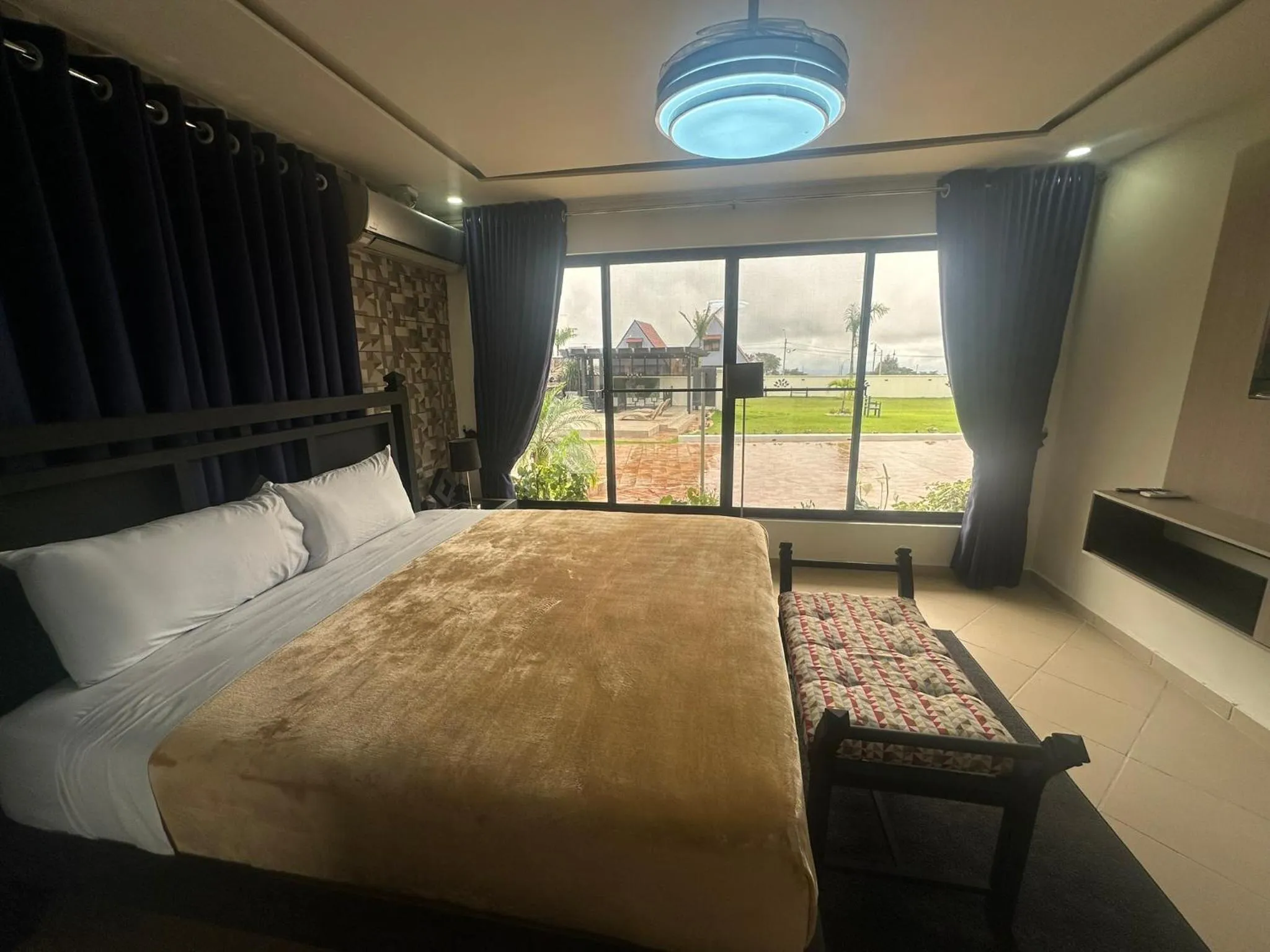 Bed in Luxury Canyon Suites