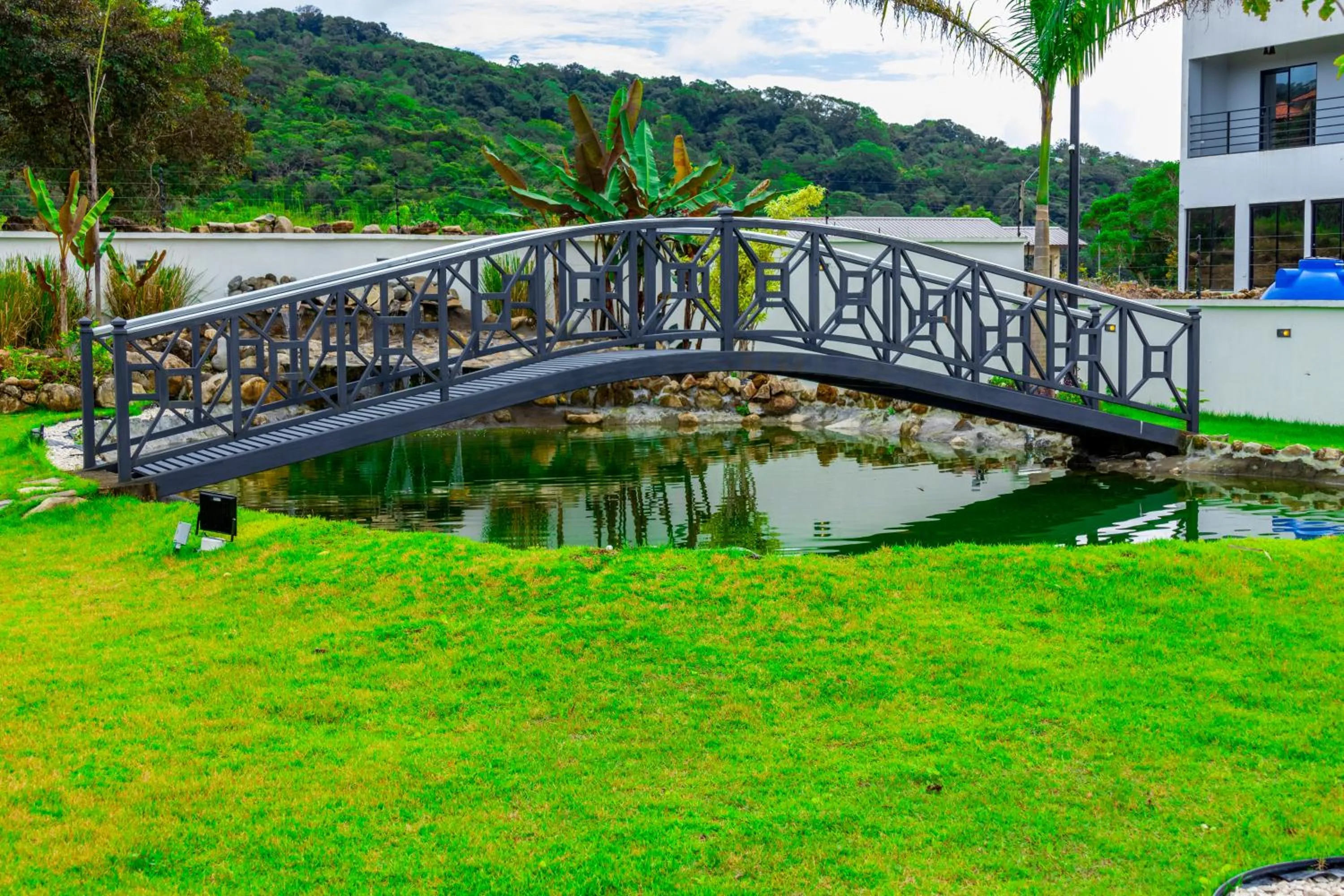 Garden view in Luxury Canyon Suites