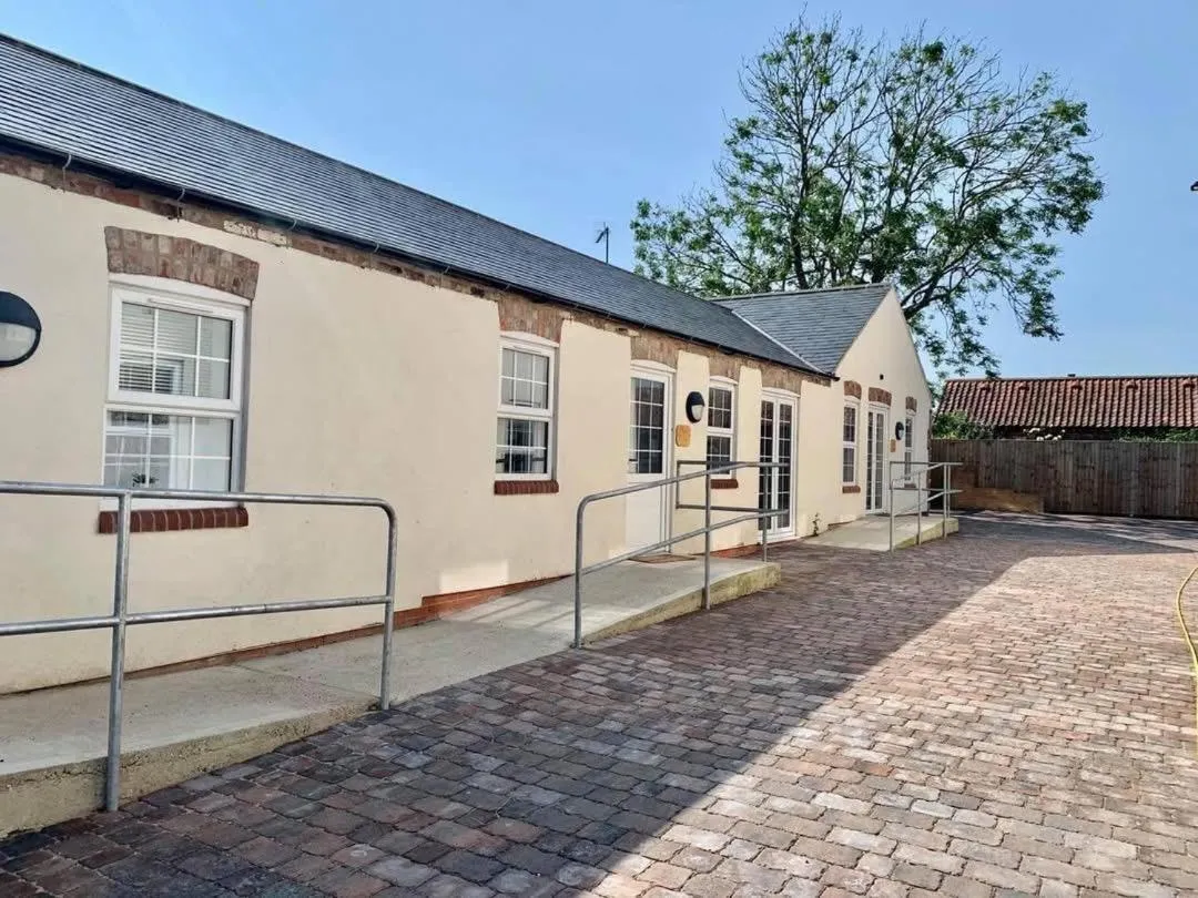 Property building in The Royal Oak Cottages