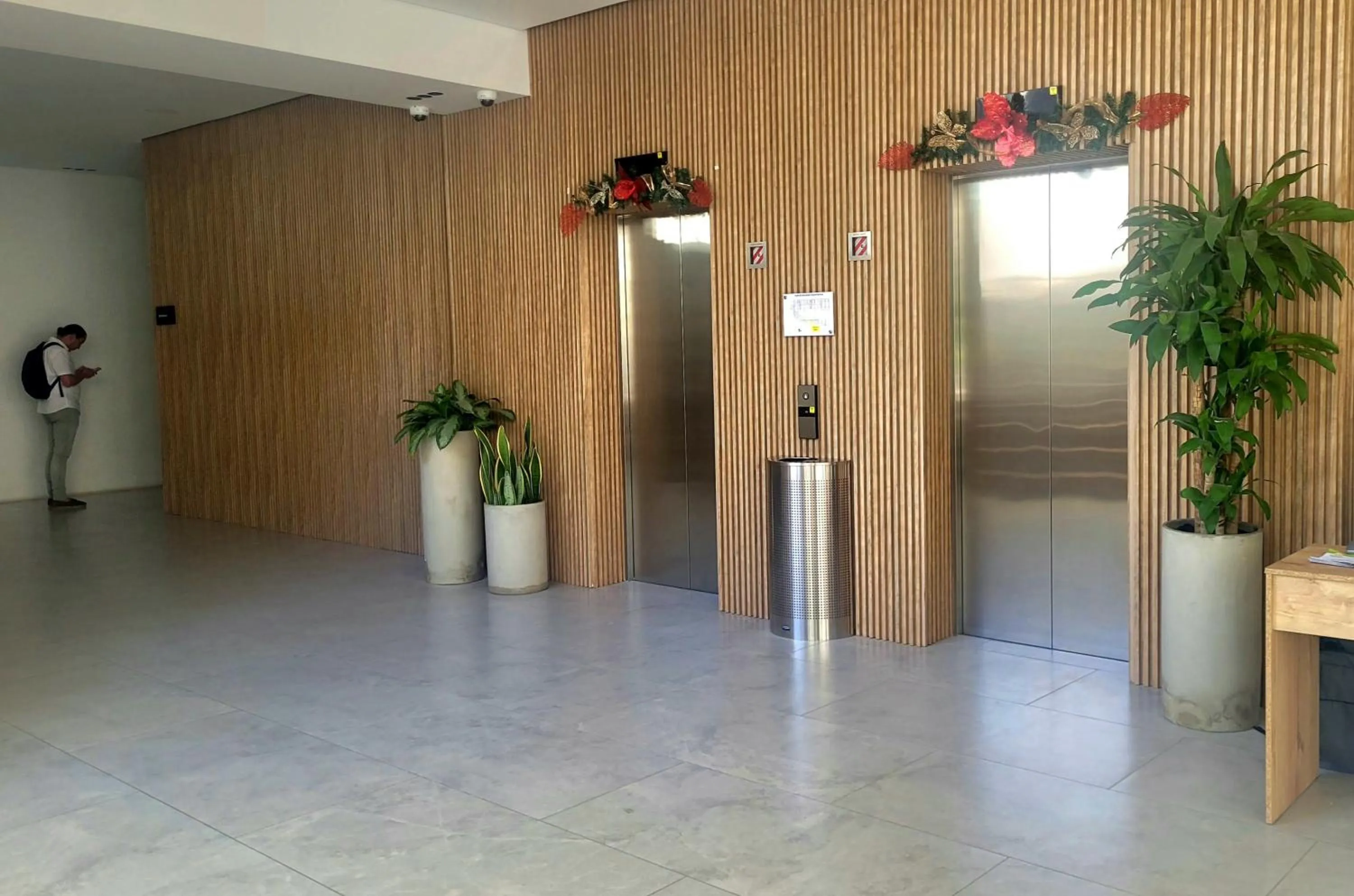 elevator in Hotel Porto Horizonte suite 1426