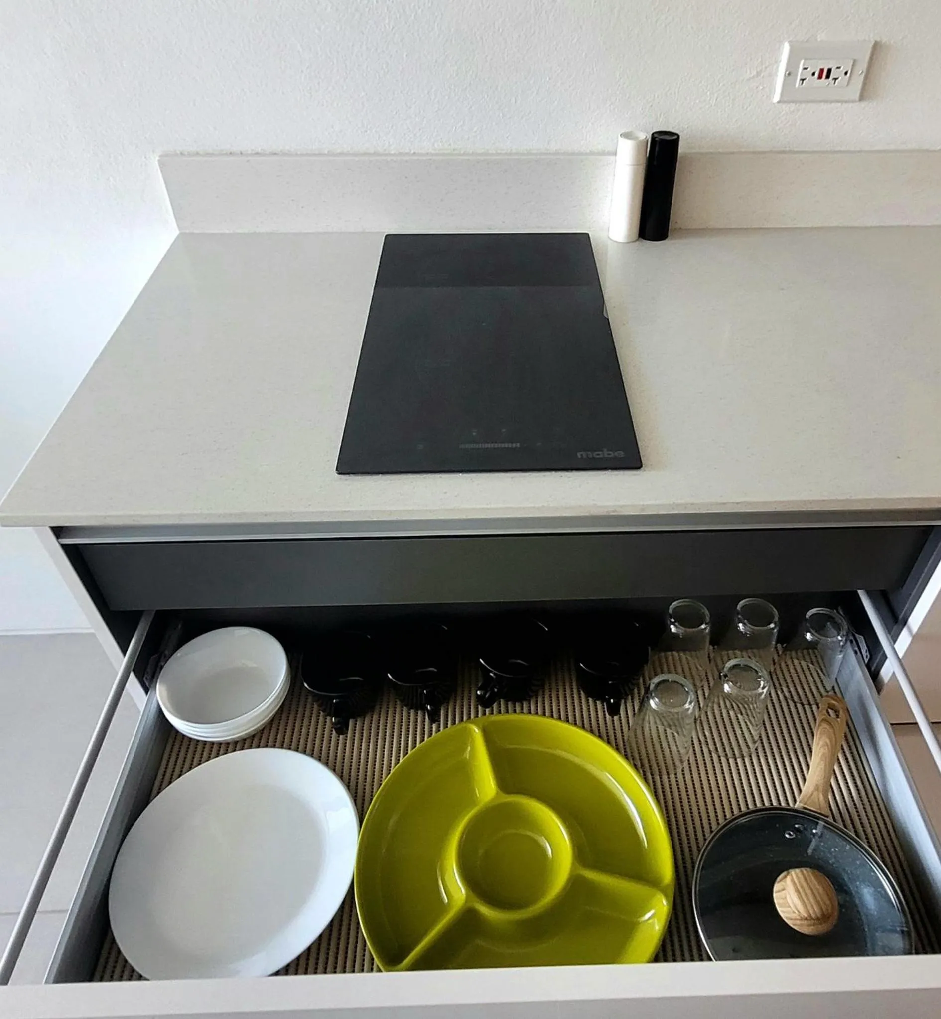 kitchen in Hotel Porto Horizonte suite 1426