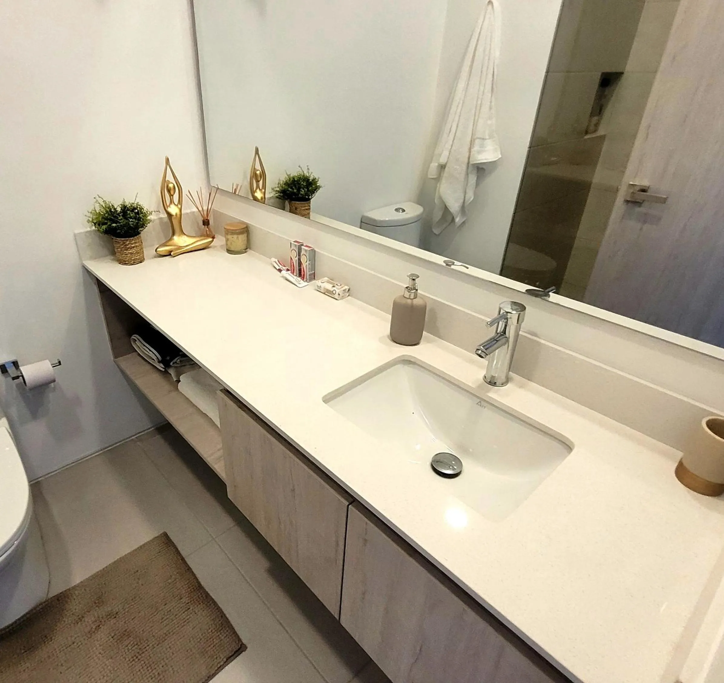 Bathroom in Hotel Porto Horizonte suite 1426