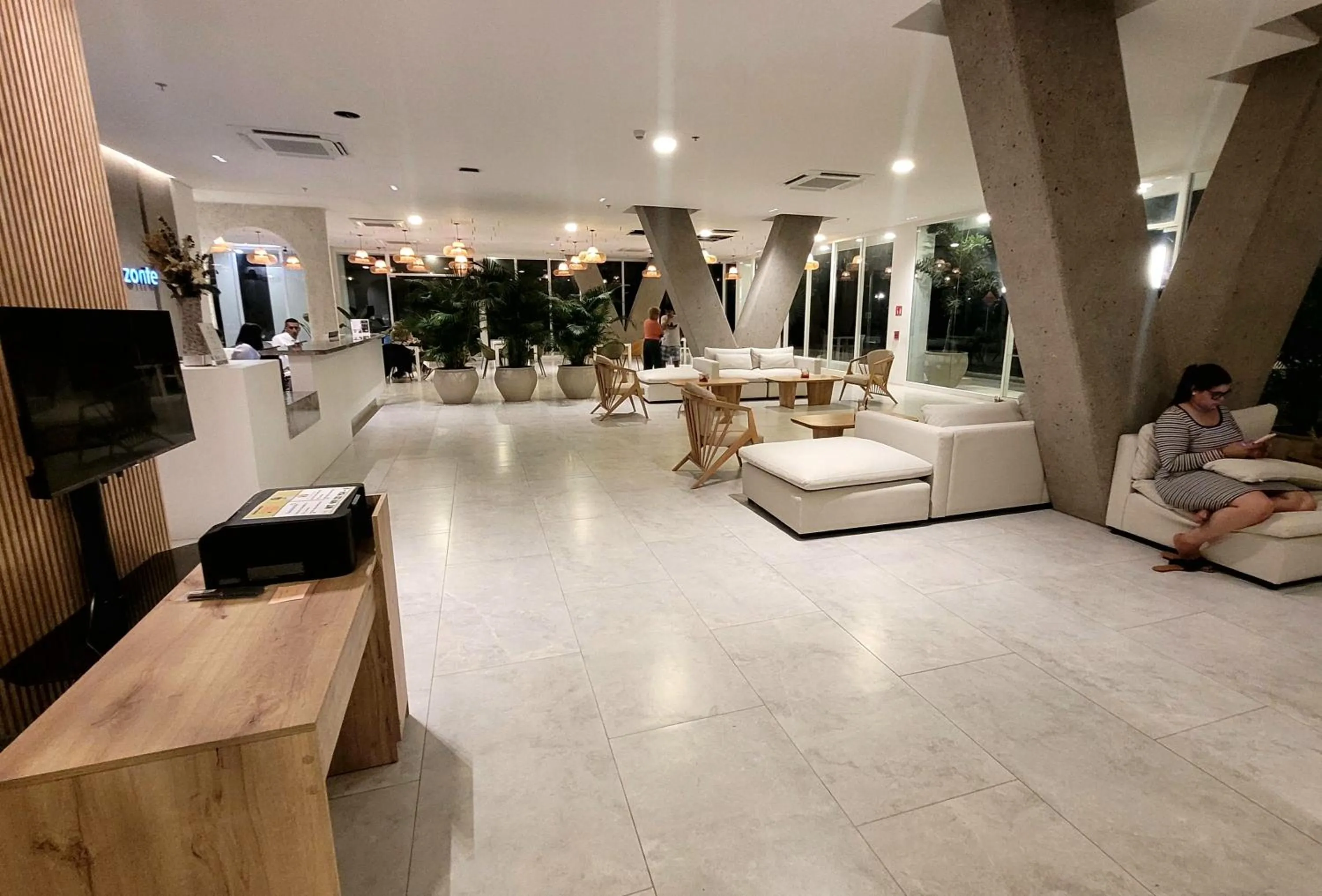 Lobby or reception in Hotel Porto Horizonte suite 1426