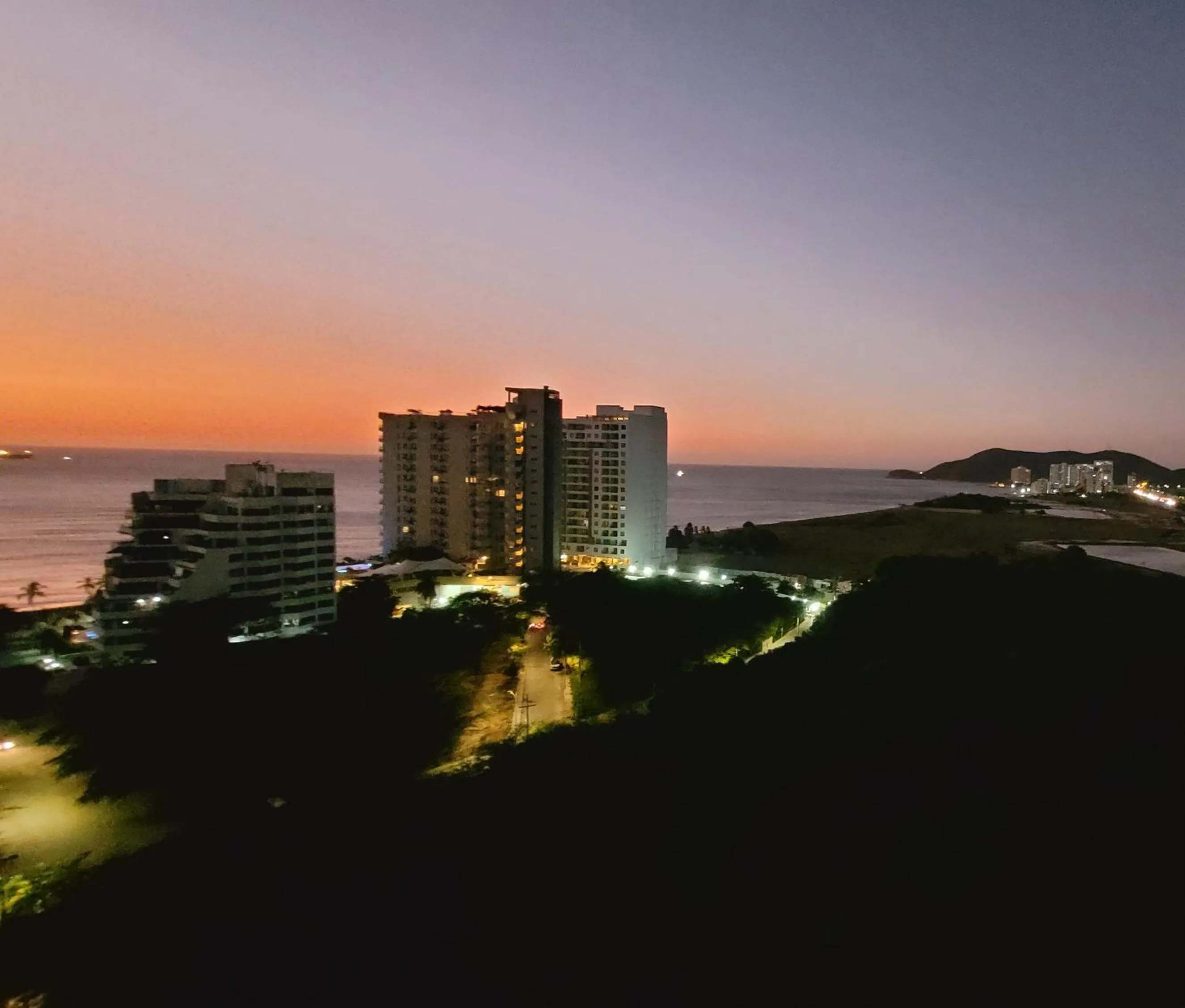 Night in Hotel Porto Horizonte suite 1426