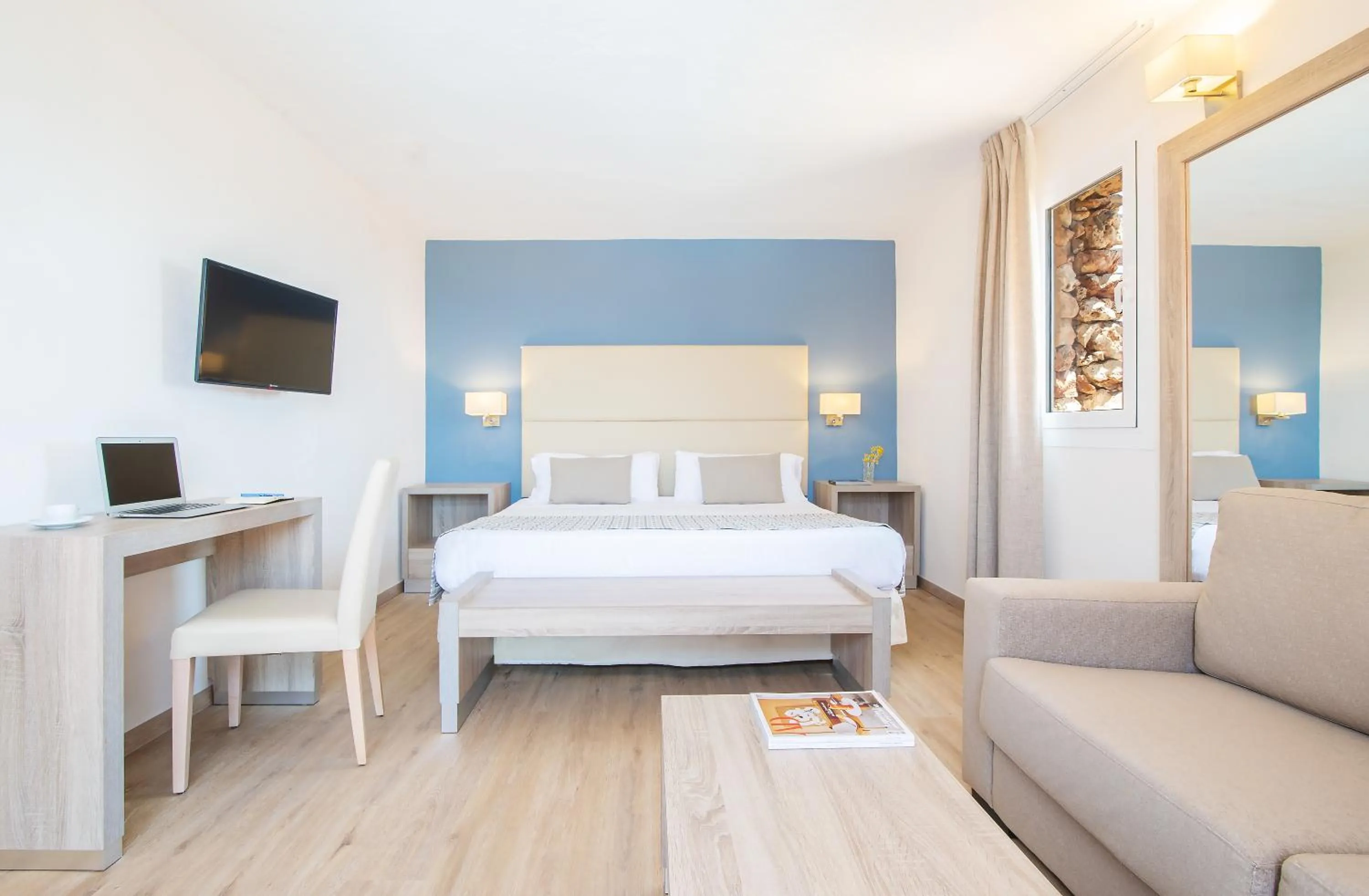 Bed in Hotel Menorca Binibeca - Adults Recommended - by Pierre & Vacances Premium