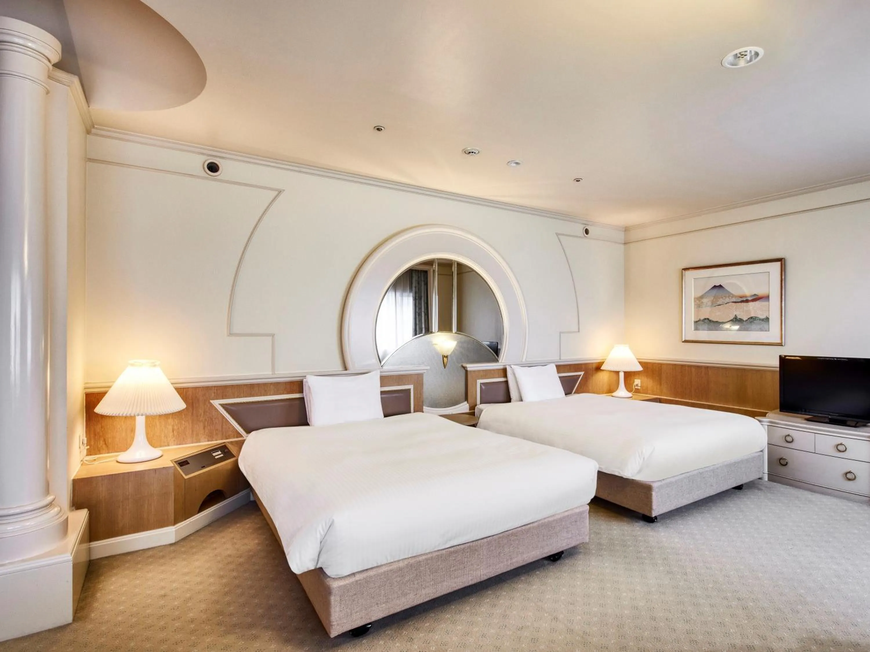 Photo of the whole room, Bed in Royal Pines Hotel Chiba