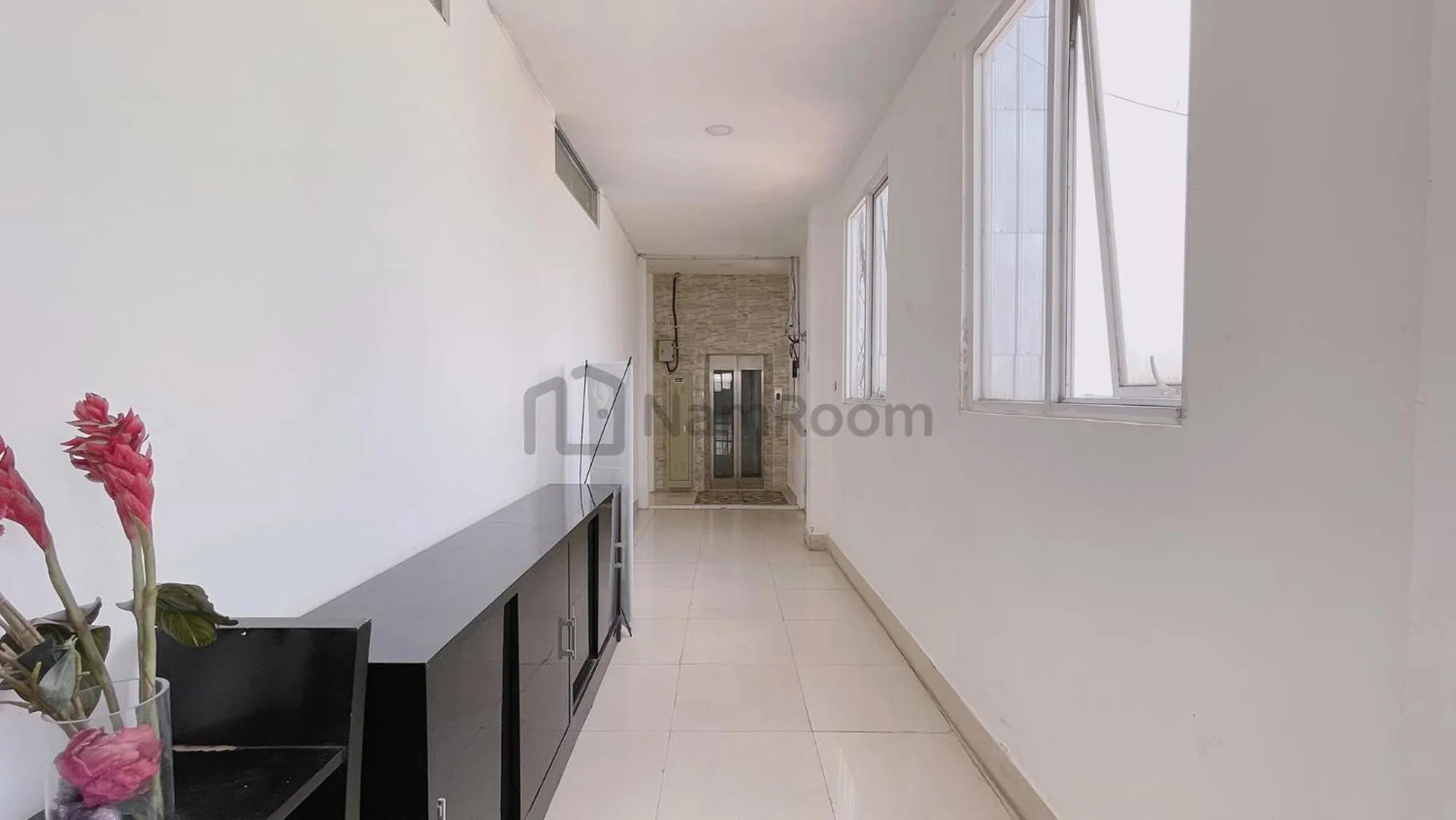 Lobby or reception in Koen Panorama by NamRoom