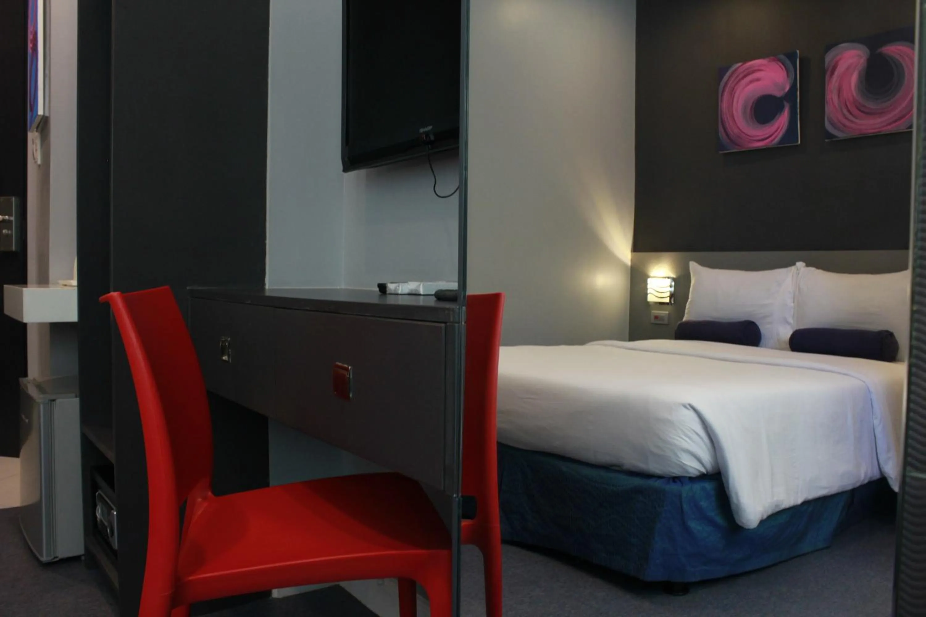 Bed in Leez Inn Malate