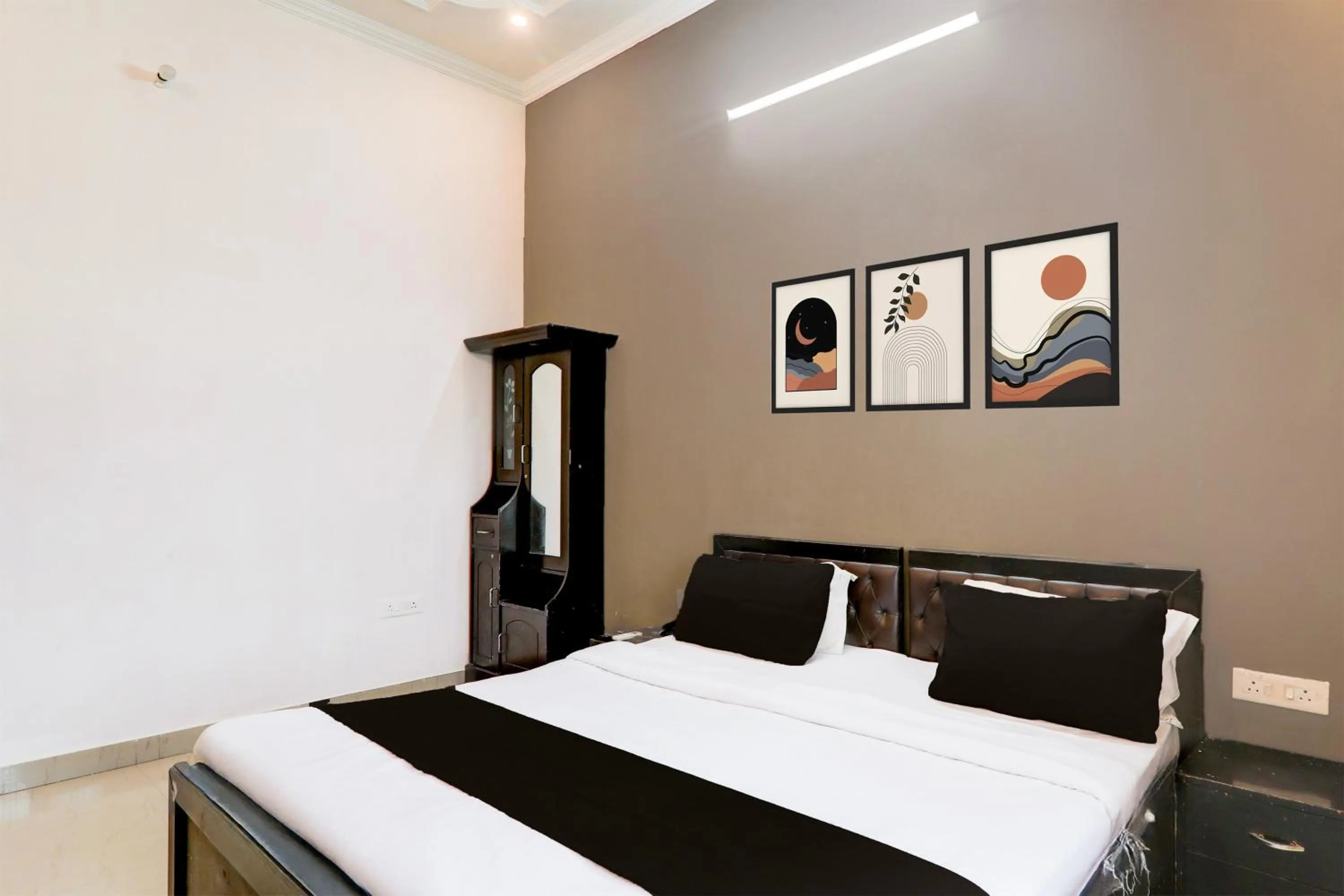 Bedroom, Bed in Hotel O IIDM ECO CENTRE